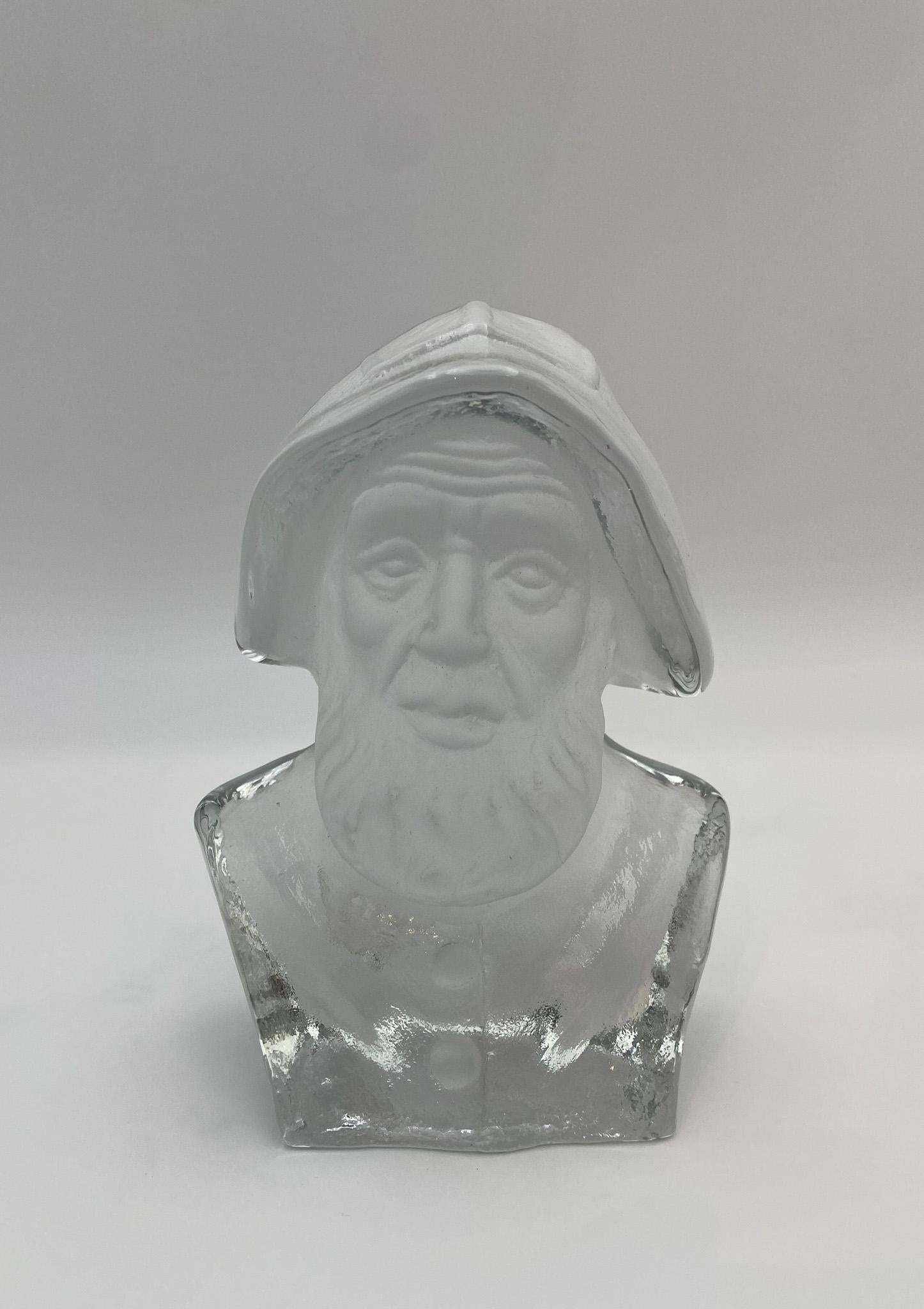 Viking Glass Fisherman Bust Sculpture, Paperweight or Bookend,  United States For Sale 6