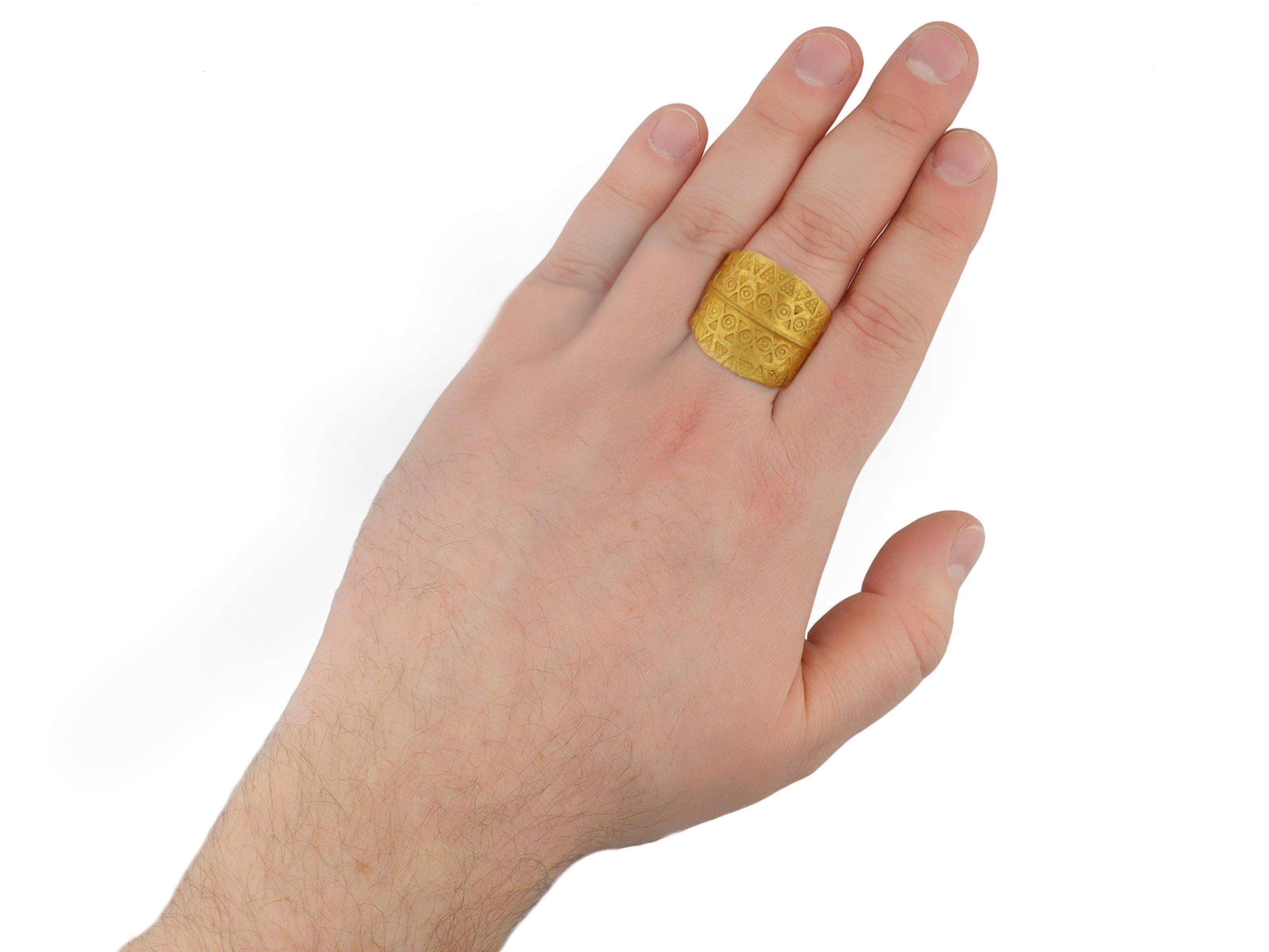 Viking gold stamped ring, circa 9th-11th century AD For Sale 1