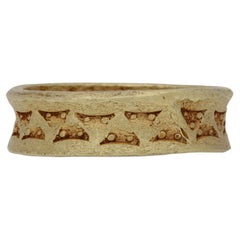 Bague viking en or jaune estampillé, vers le 9e-11e siècle ADS.