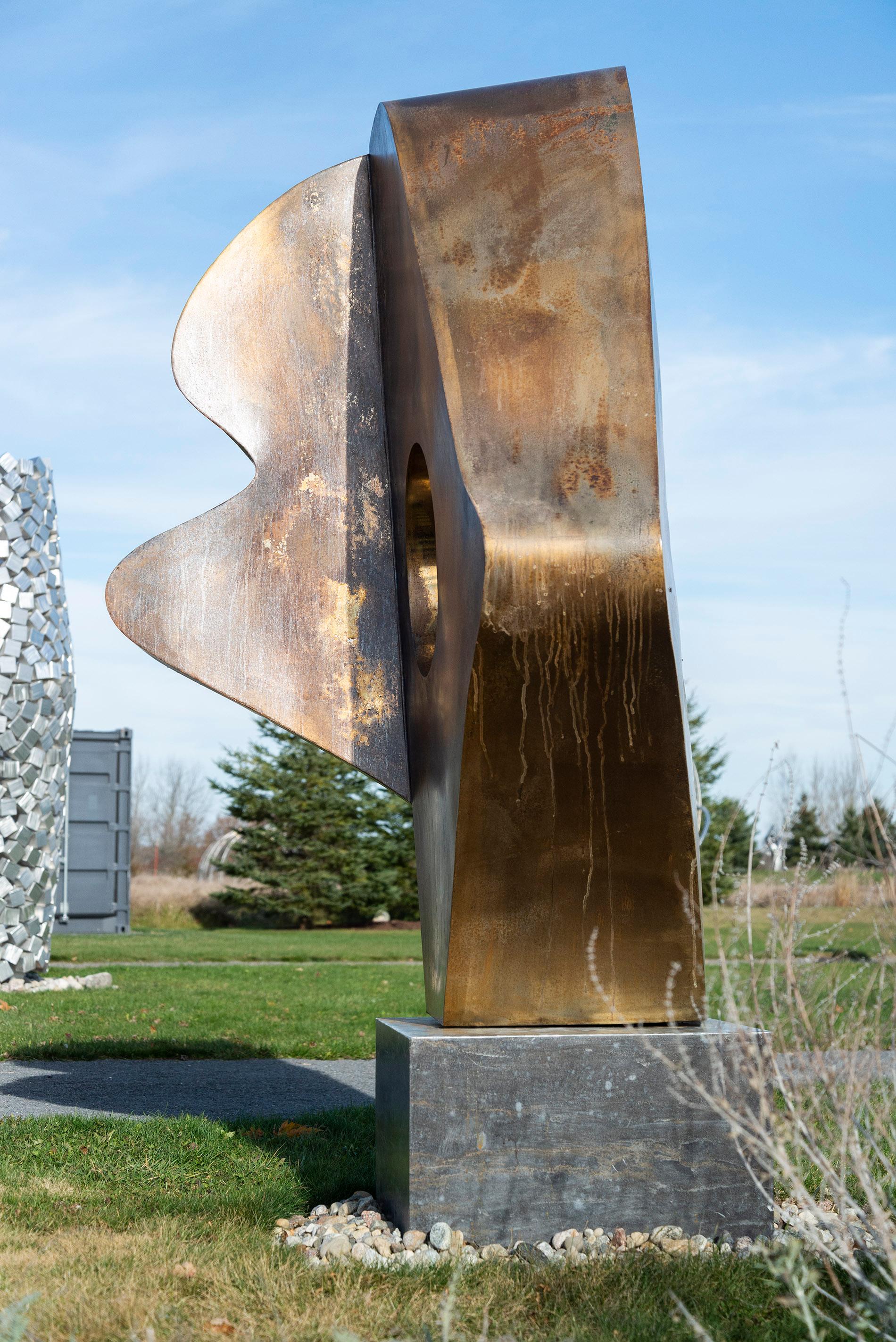 Andromeda - large, abstract, 24kt gold plated, stainless steel outdoor sculpture - Contemporary Sculpture by Viktor Mitic