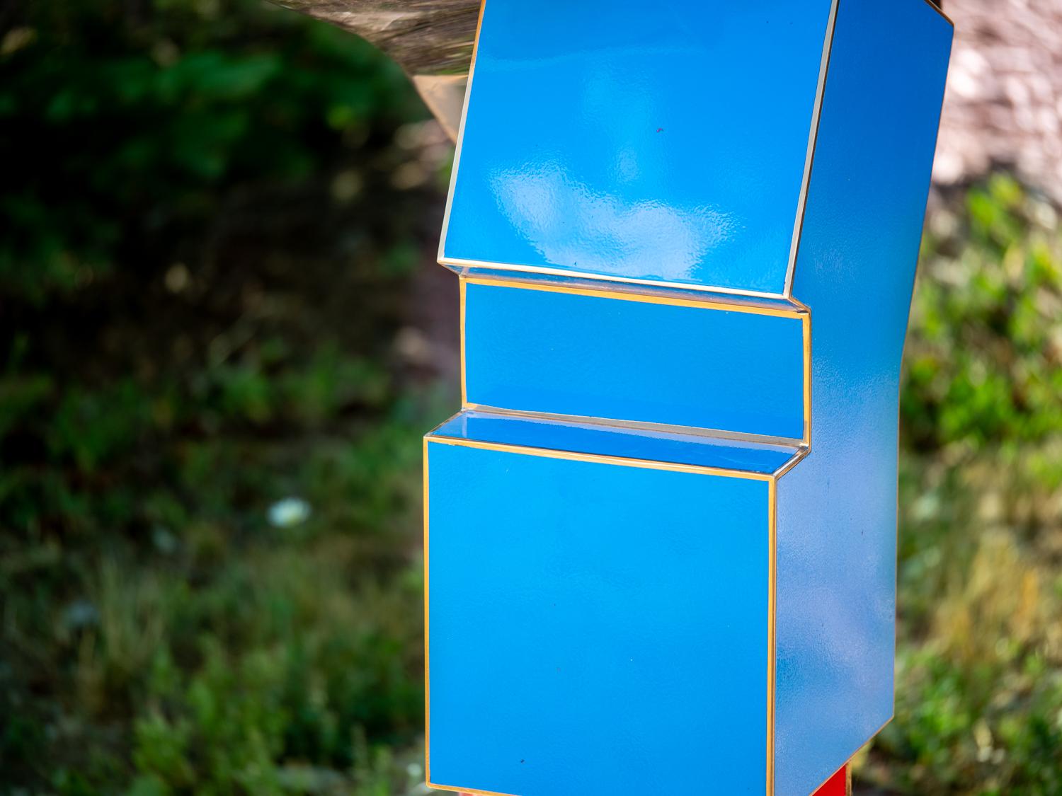 Constellation - tall, post-pop, abstract, gold plated steel, outdoor sculpture 3