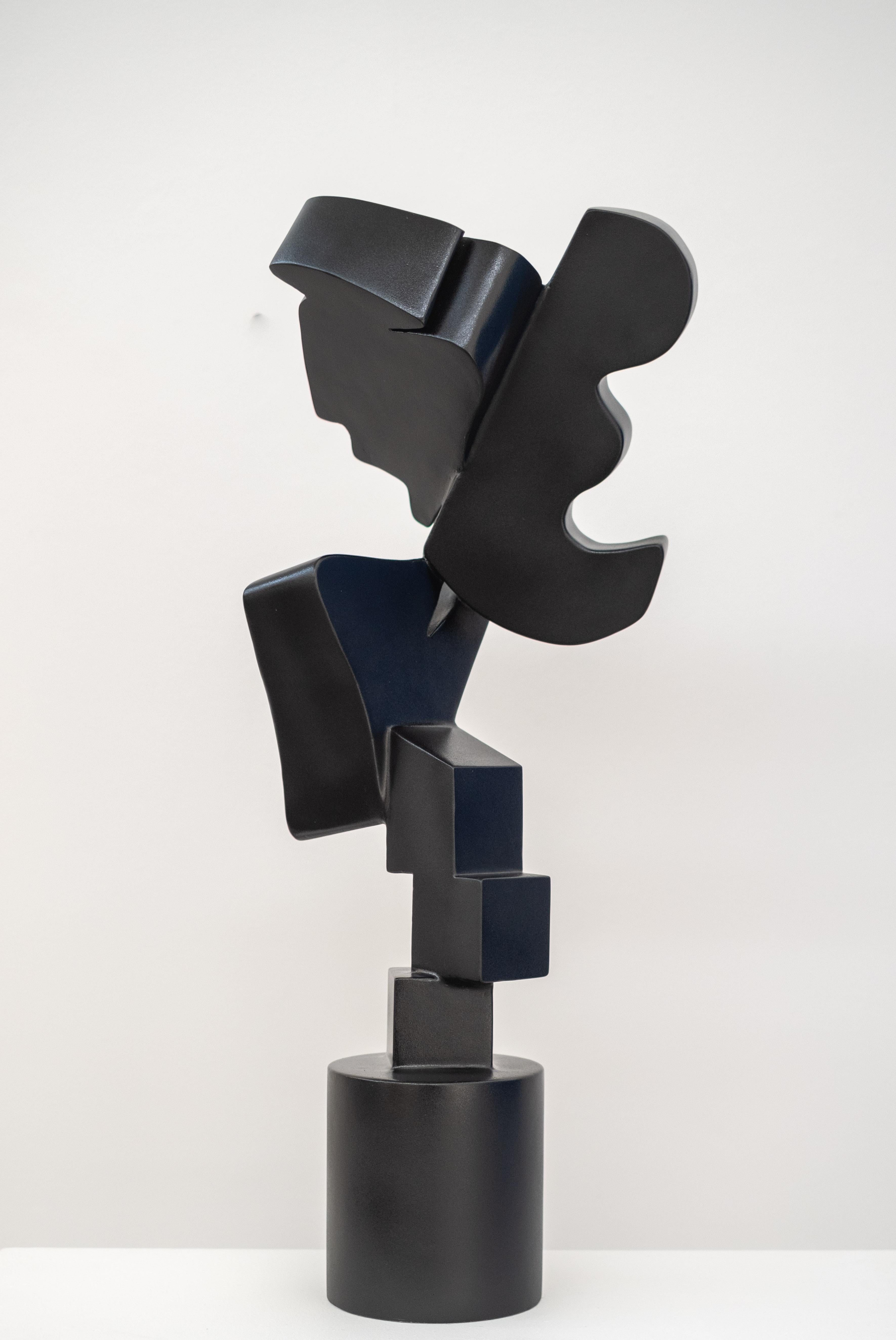 Variant monochrome - abstrait, pop art, sculpture en aluminium peint - Abstrait Sculpture par Viktor Mitic