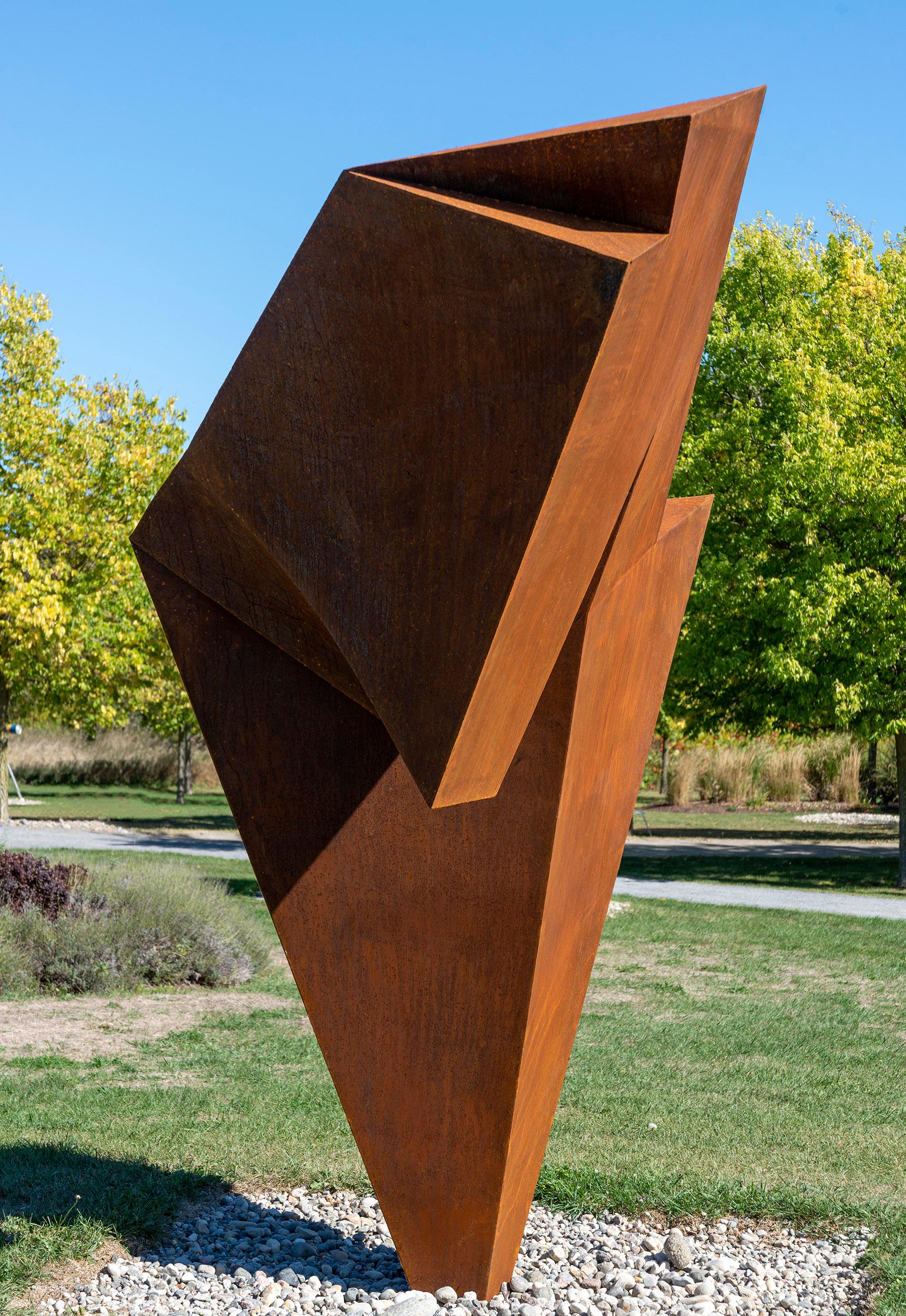 Sirius No 2 - contemporain, abstrait, acier Corten, sculpture d'extérieur - Gris Abstract Sculpture par Viktor Mitic