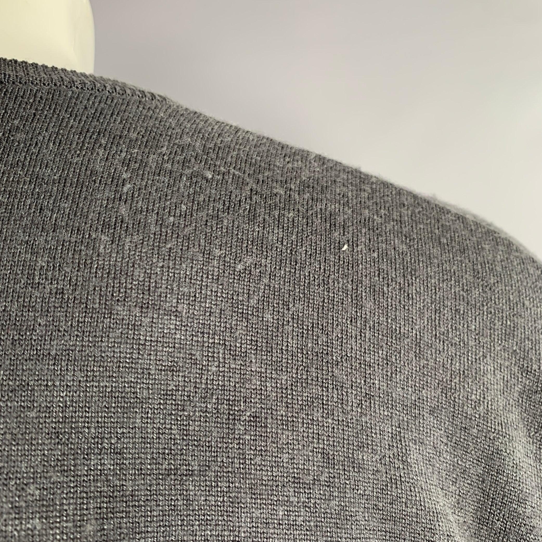 VIKTOR & ROLF Size M Grey Knit V-Neck Pullover For Sale 3