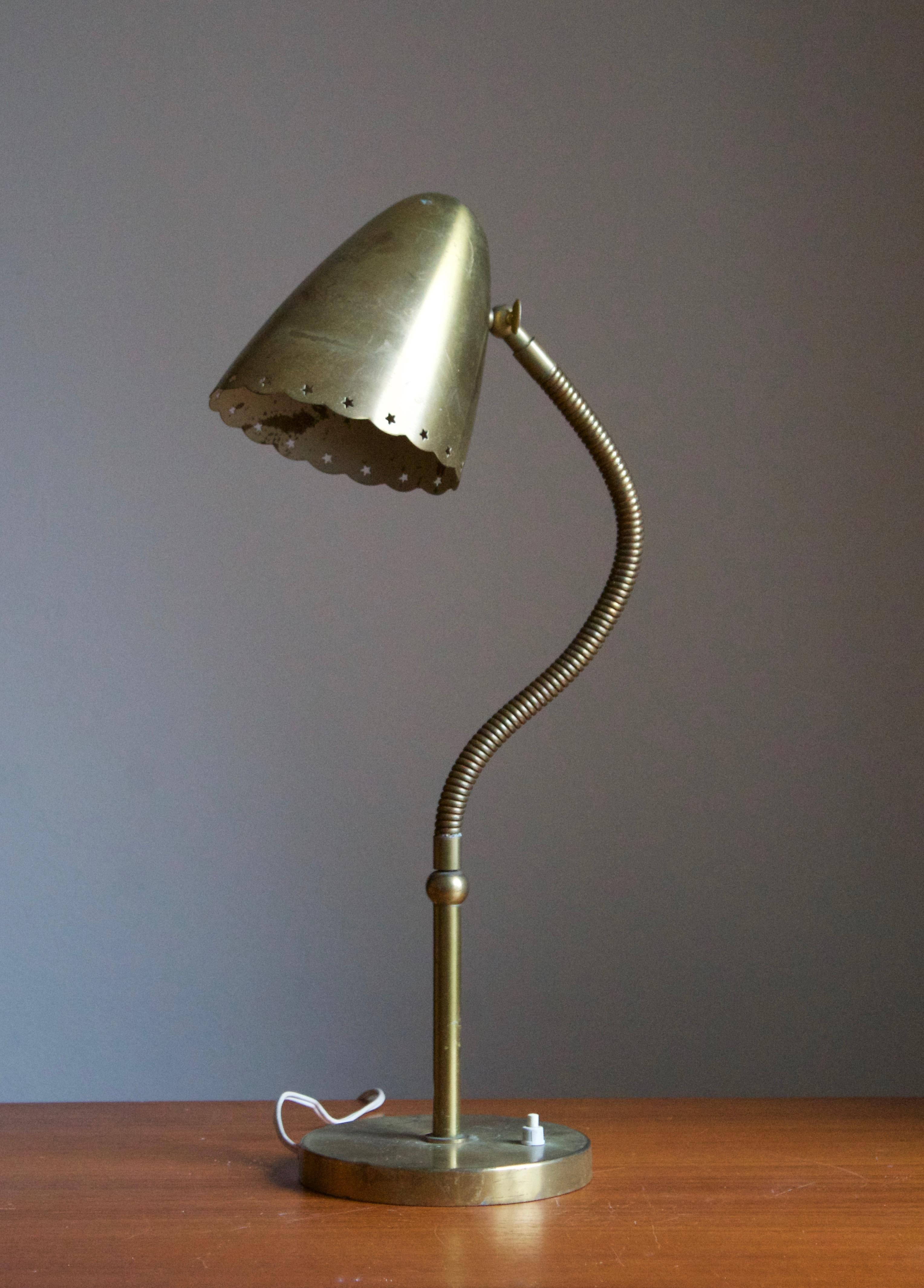 A sizable desk light / table lamp. Design attributed Vilhelm Lauritzen and Frits Schlegel. Production attributed to Fritzsches Glashandel, Denmark, 1940s

Please compare form and hardware to other examples attributed to Lauritzen & Schlegel.