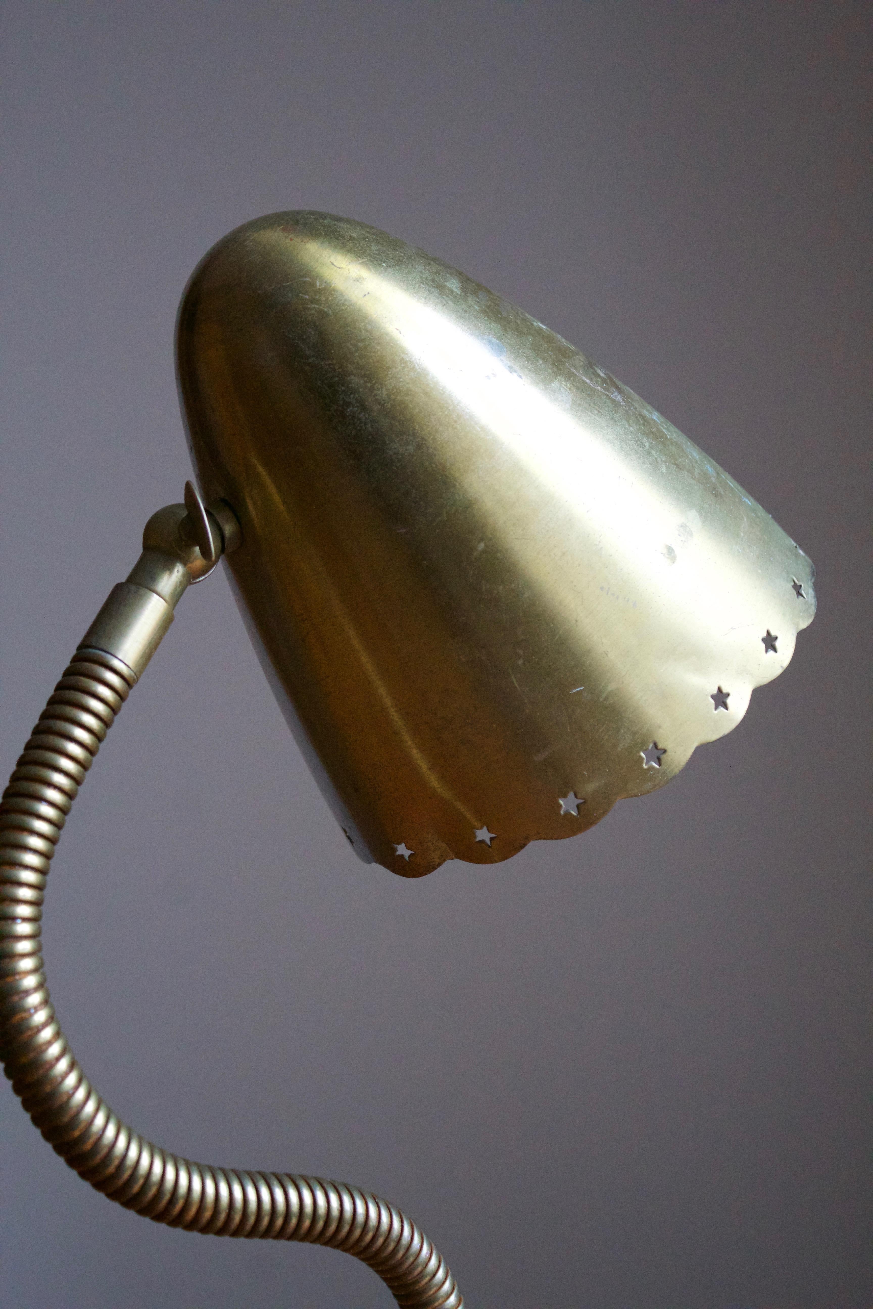 Vilhelm Lauritzen, Attribution, Adjustable Table Lamp, Brass, Denmark, 1940s In Good Condition In High Point, NC