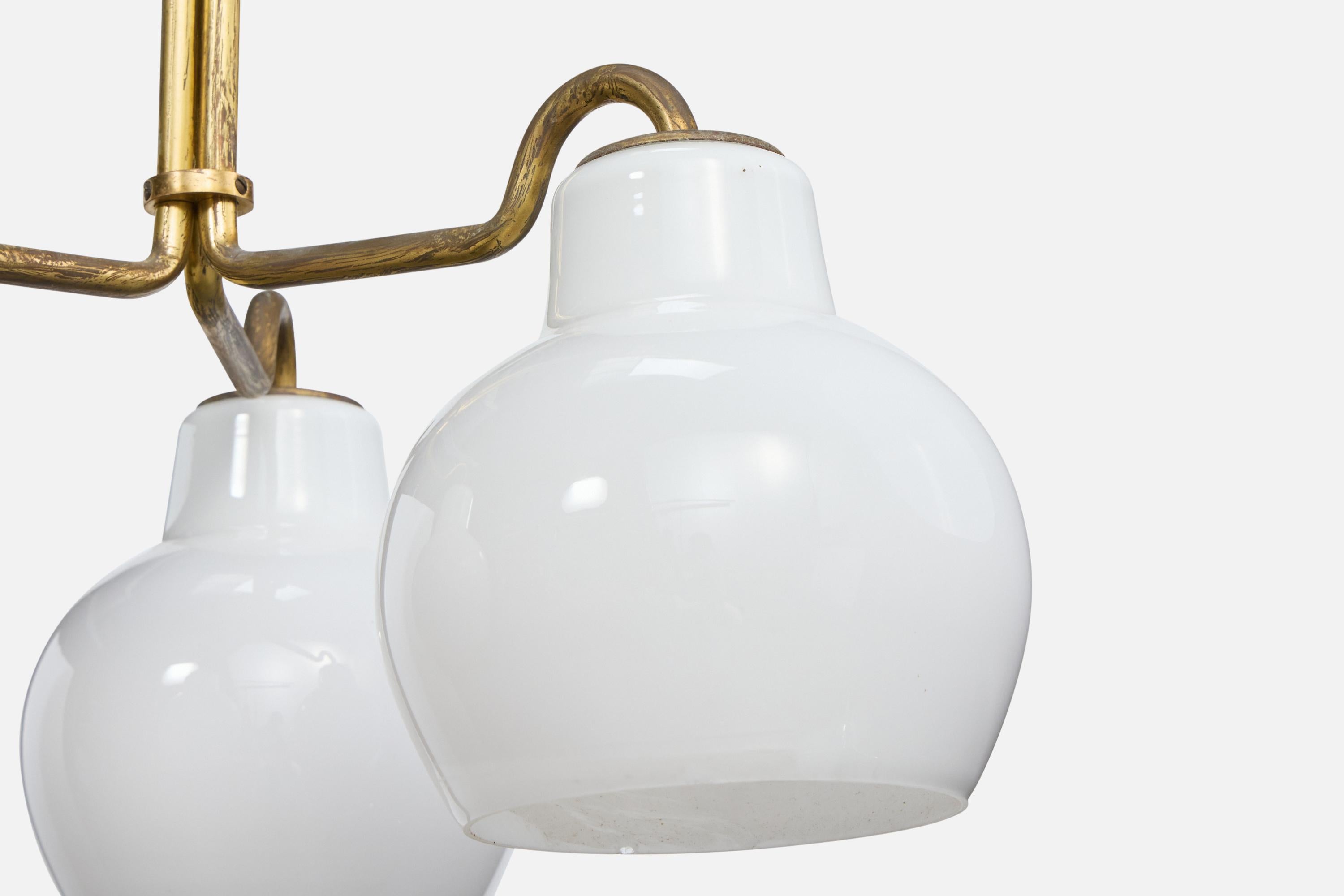 Danese Vilhelm Lauritzen, Lampadario, Ottone, Vetro, Danimarca, anni '50 in vendita