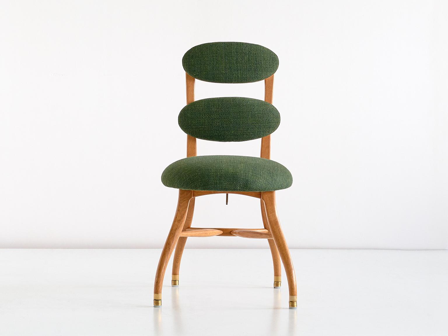 Scandinavian Modern Vilhelm Lauritzen Musician Chair in Oak, Designed for Radiohuset, Denmark, 1950s