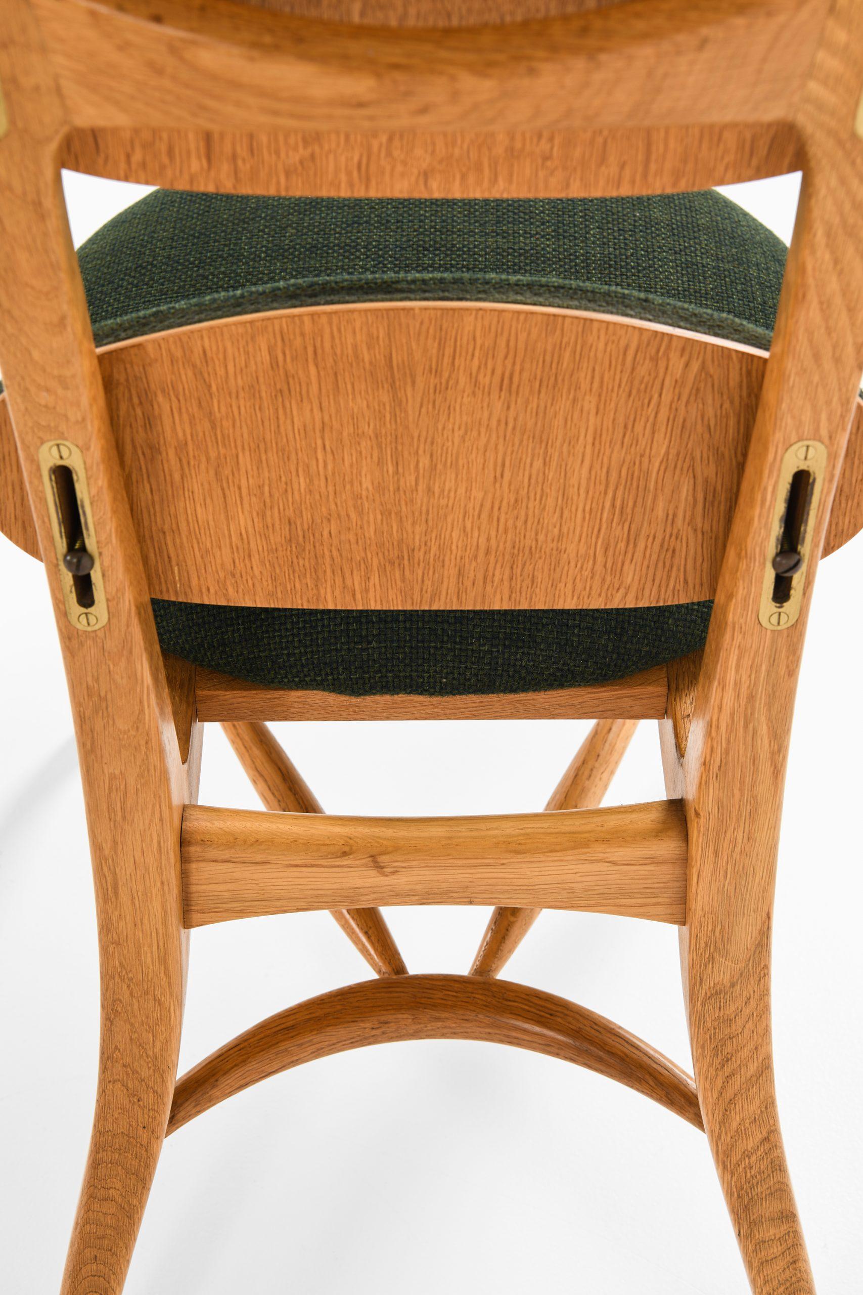 Mid-20th Century Vilhelm Lauritzen Musician Chair Produced in Denmark