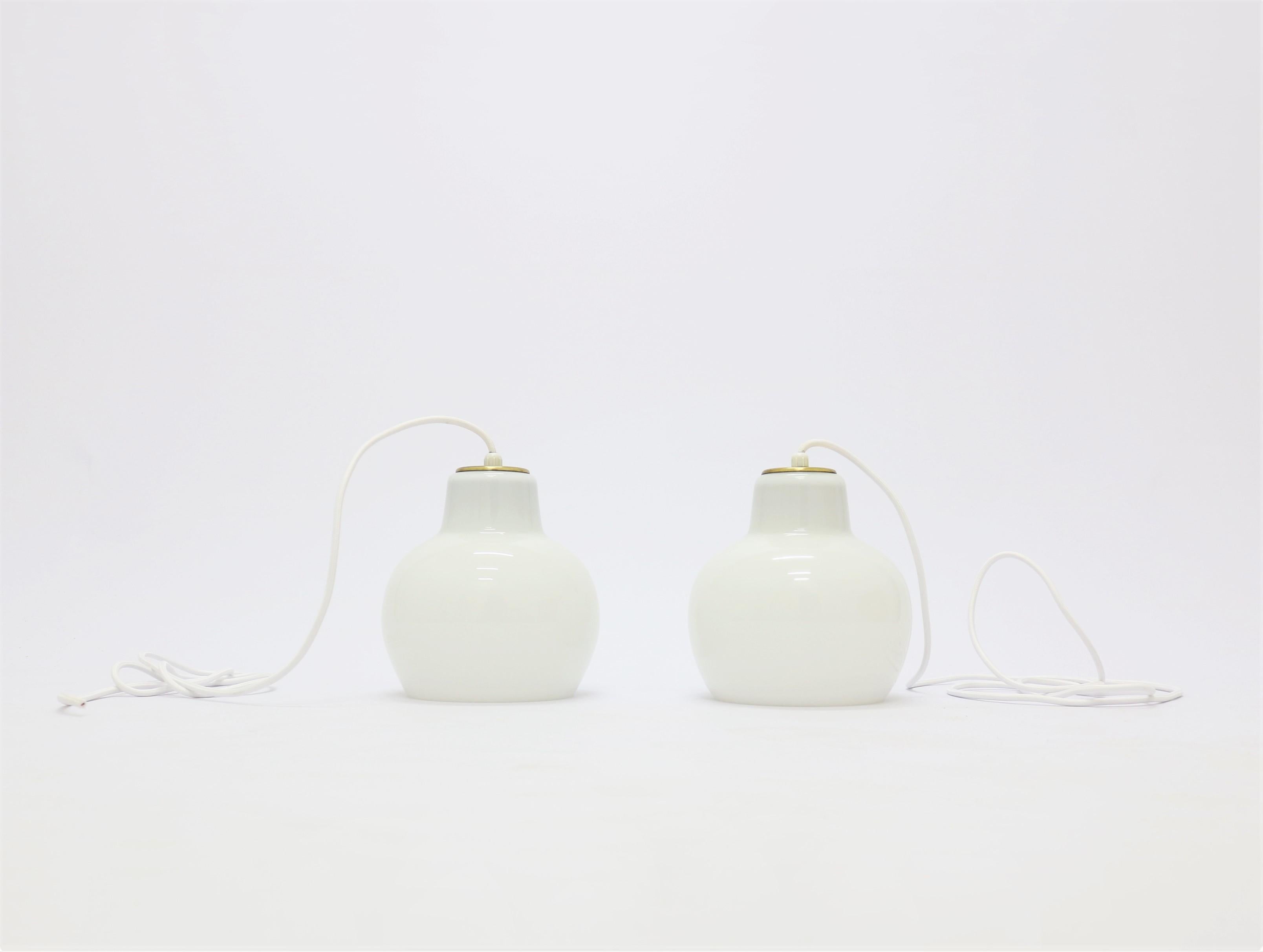 Vilhelm Lauritzen Pair of B&G Pendants in Opaline Glass and Brass, Louis Poulsen For Sale 1