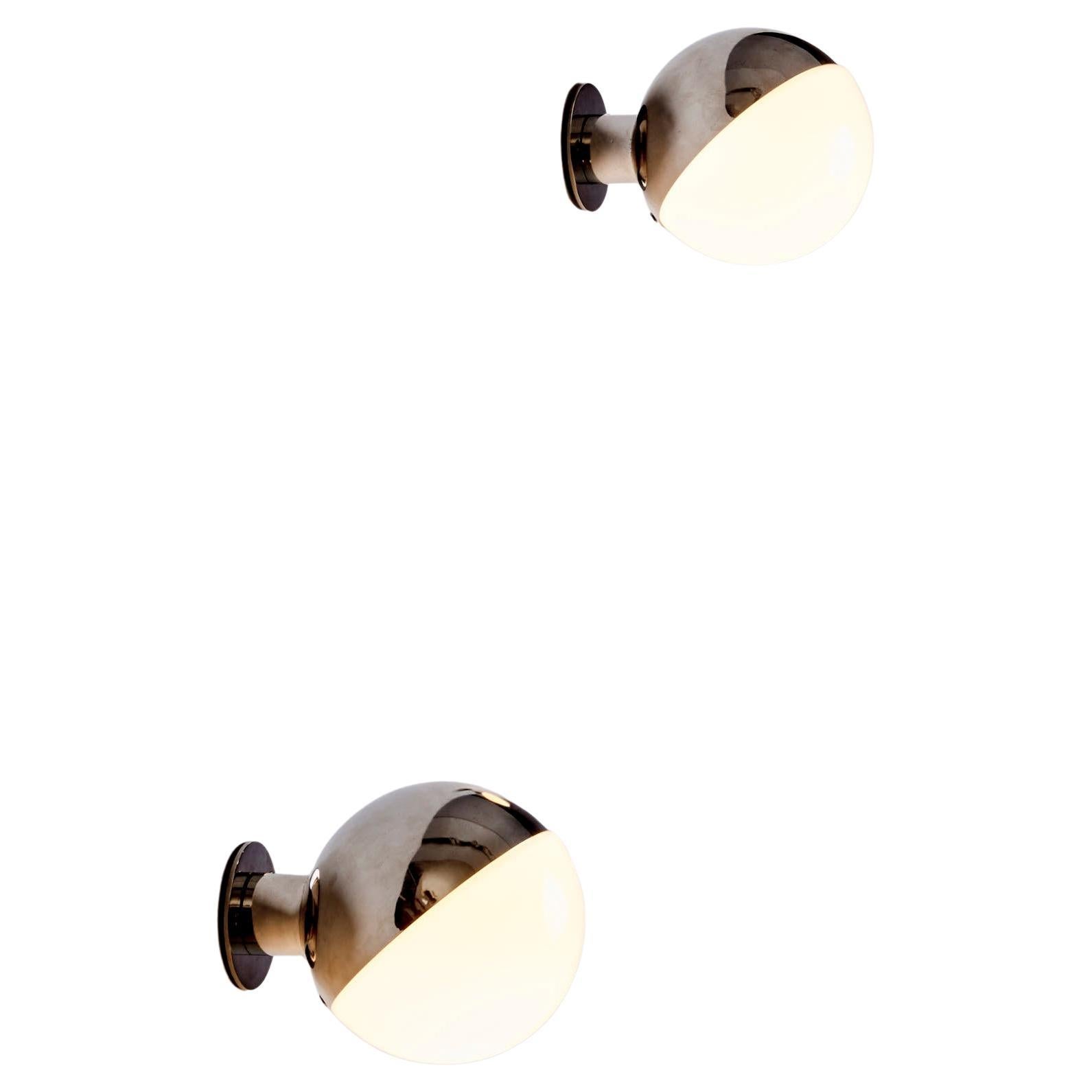 Vilhelm Lauritzen Paire d'appliques Model No 10630 pour Louis Poulsen en vente