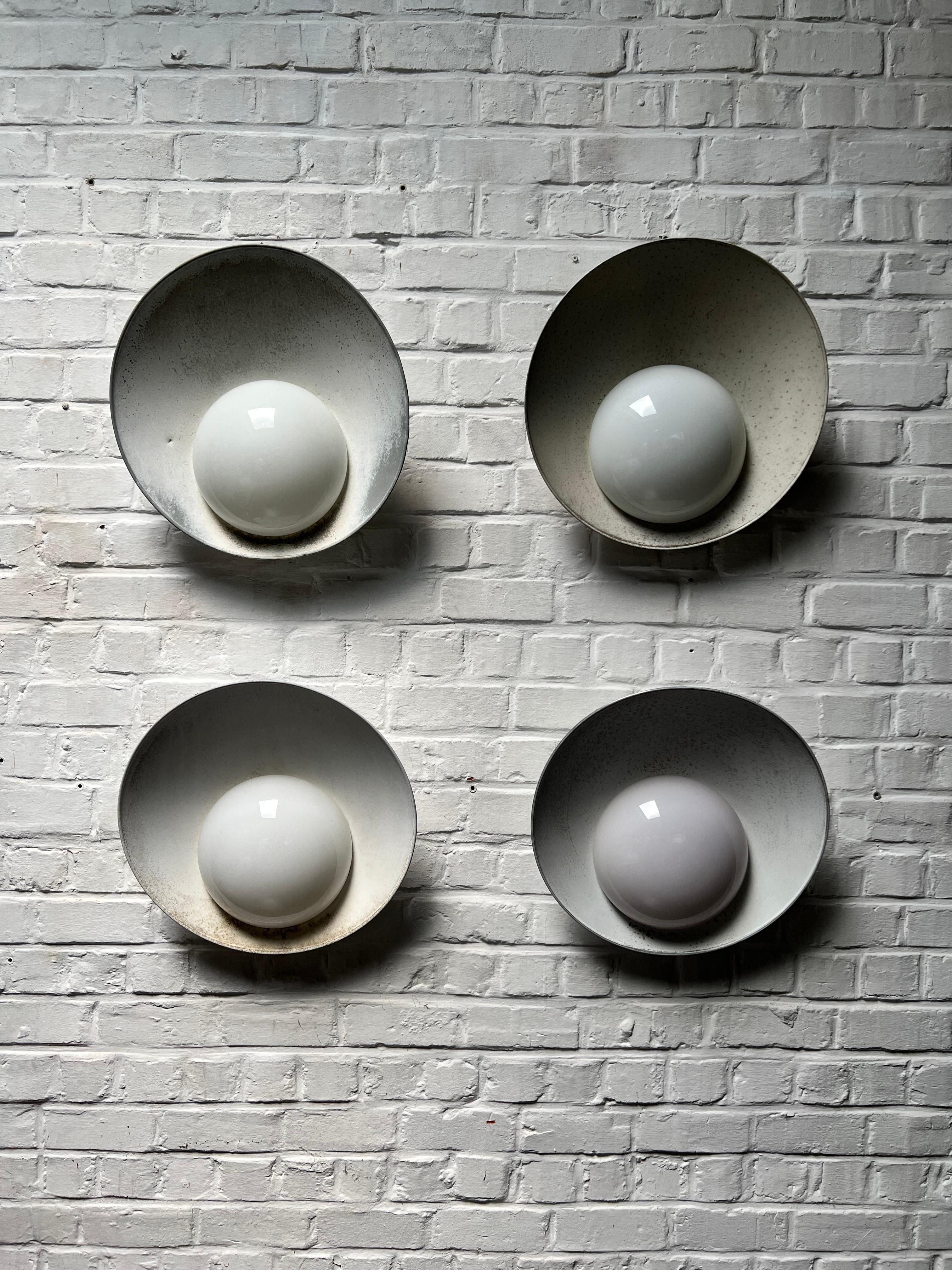 Hand-Crafted Vilhelm Lauritzen Set 4 Rare Original “Kastrup” Wall Lamps 1937, Louis Poulsen For Sale