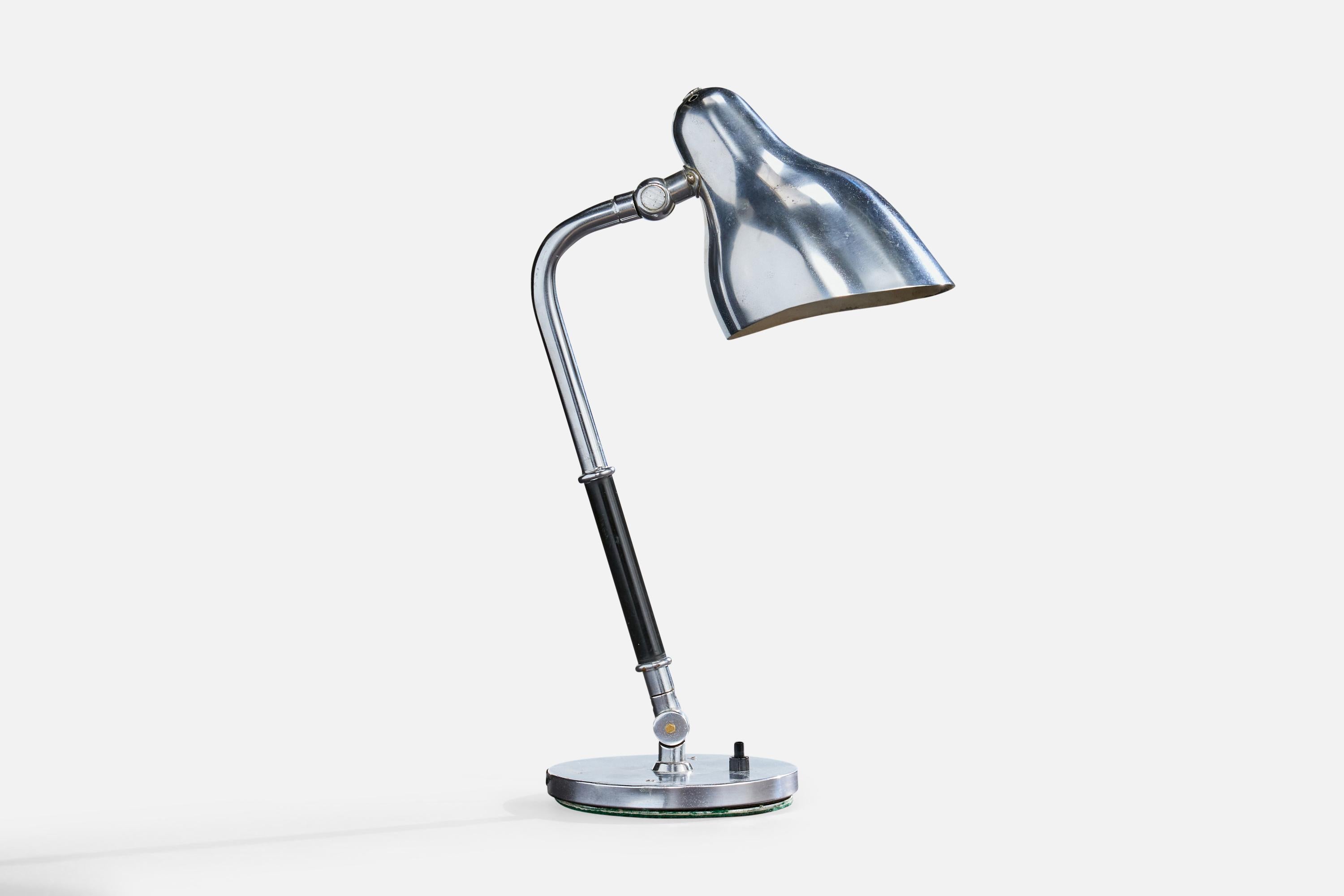 Danish Vilhelm Lauritzen, Table Lamps, Chrome, Bakelite, Denmark, 1940s For Sale