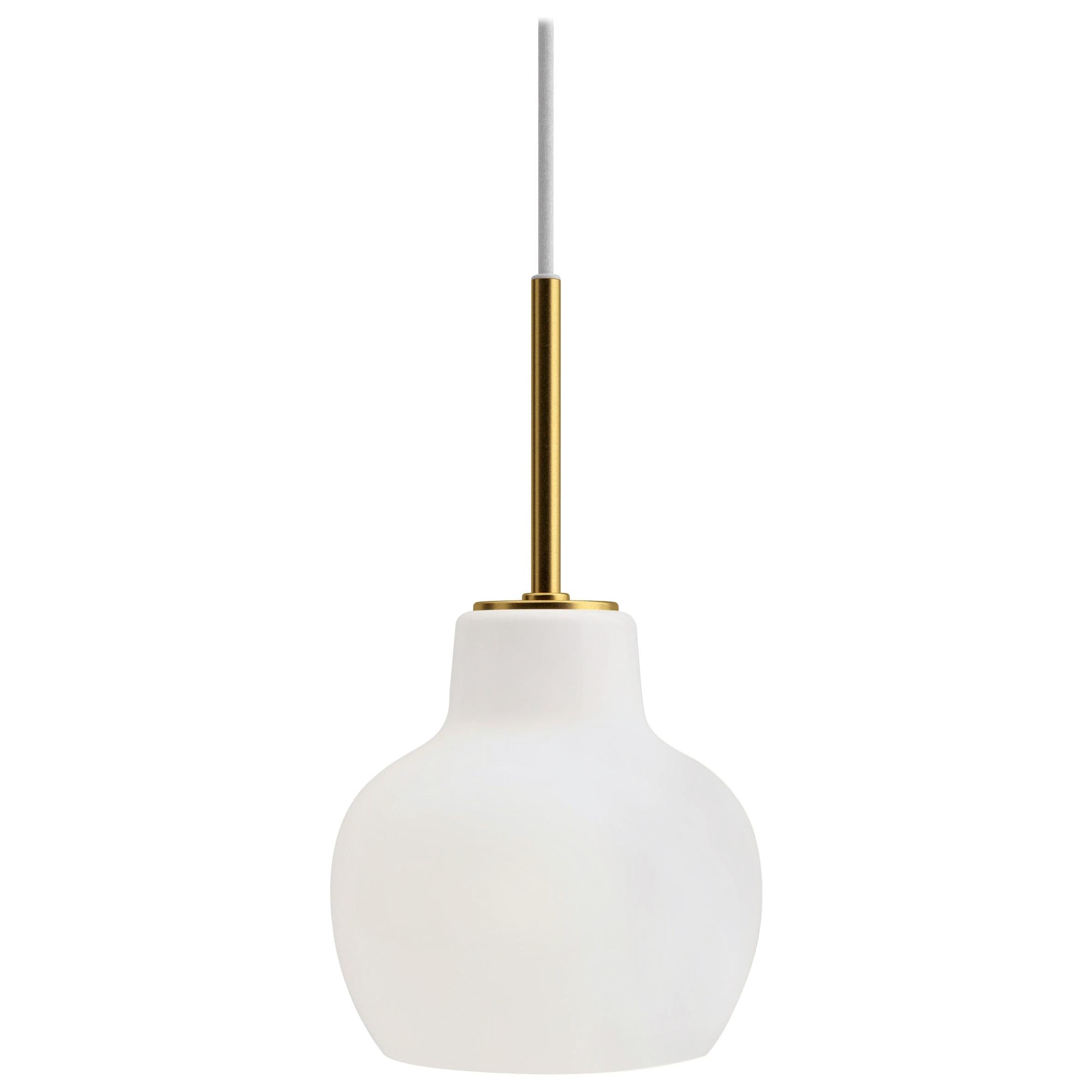Vilhelm Lauritzen VL-1 Brass and Glass Wall Lamp for Louis Poulsen For Sale 3