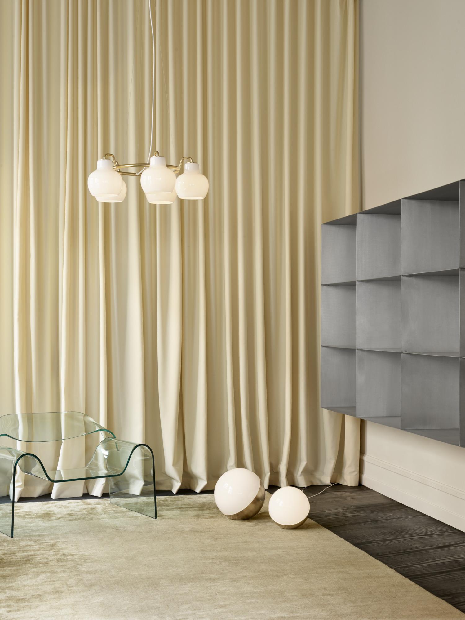 Lámpara de sobremesa de metal y cristal 'VL Studio' de Vilhelm Lauritzen para Louis Poulsen en venta 3