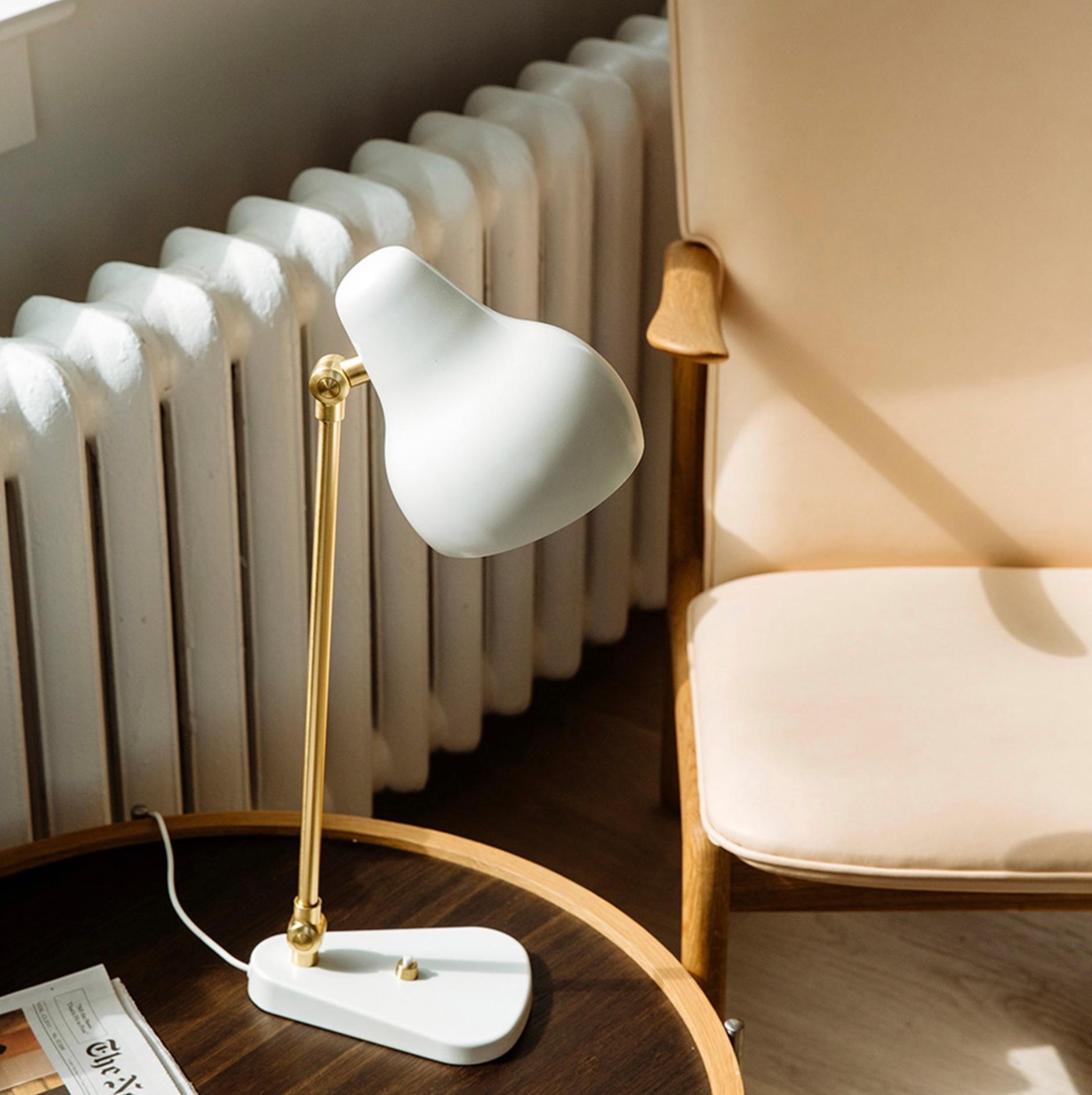 Vilhelm Lauritzen 'Vl38' Table Lamp for Louis Poulsen In New Condition For Sale In Tilburg, NL