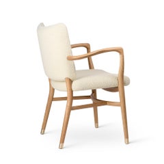 Vilhelm Lauritzen 'VLA61' Chair in Oak Oil and Fabric for Carl Hansen & Son