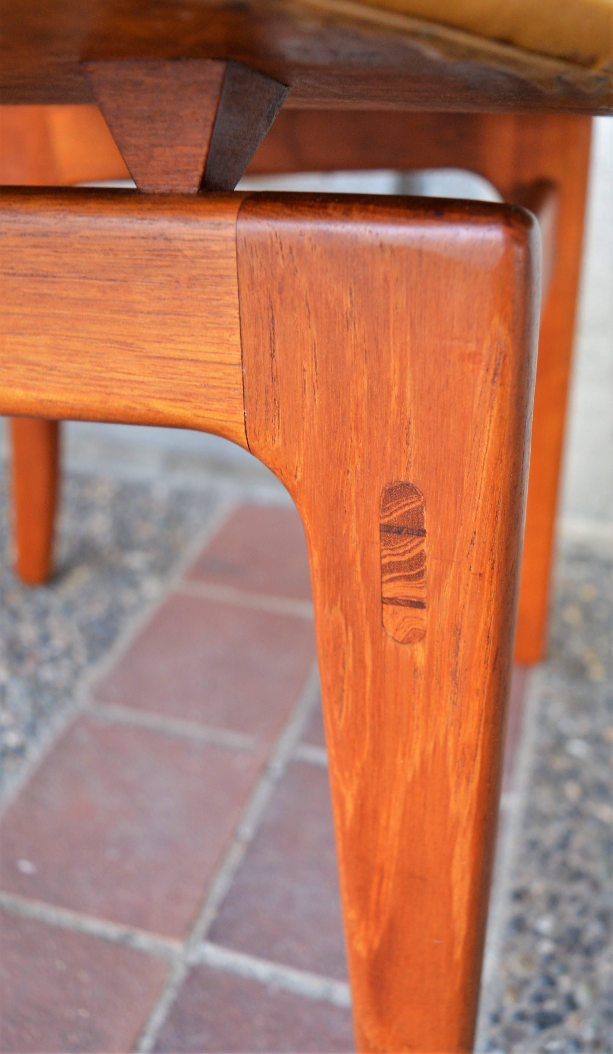 Vilhelm Wohlert Danish Teak Dining Chairs, Set of Six, Mustard Vinyl In Excellent Condition In New Westminster, British Columbia