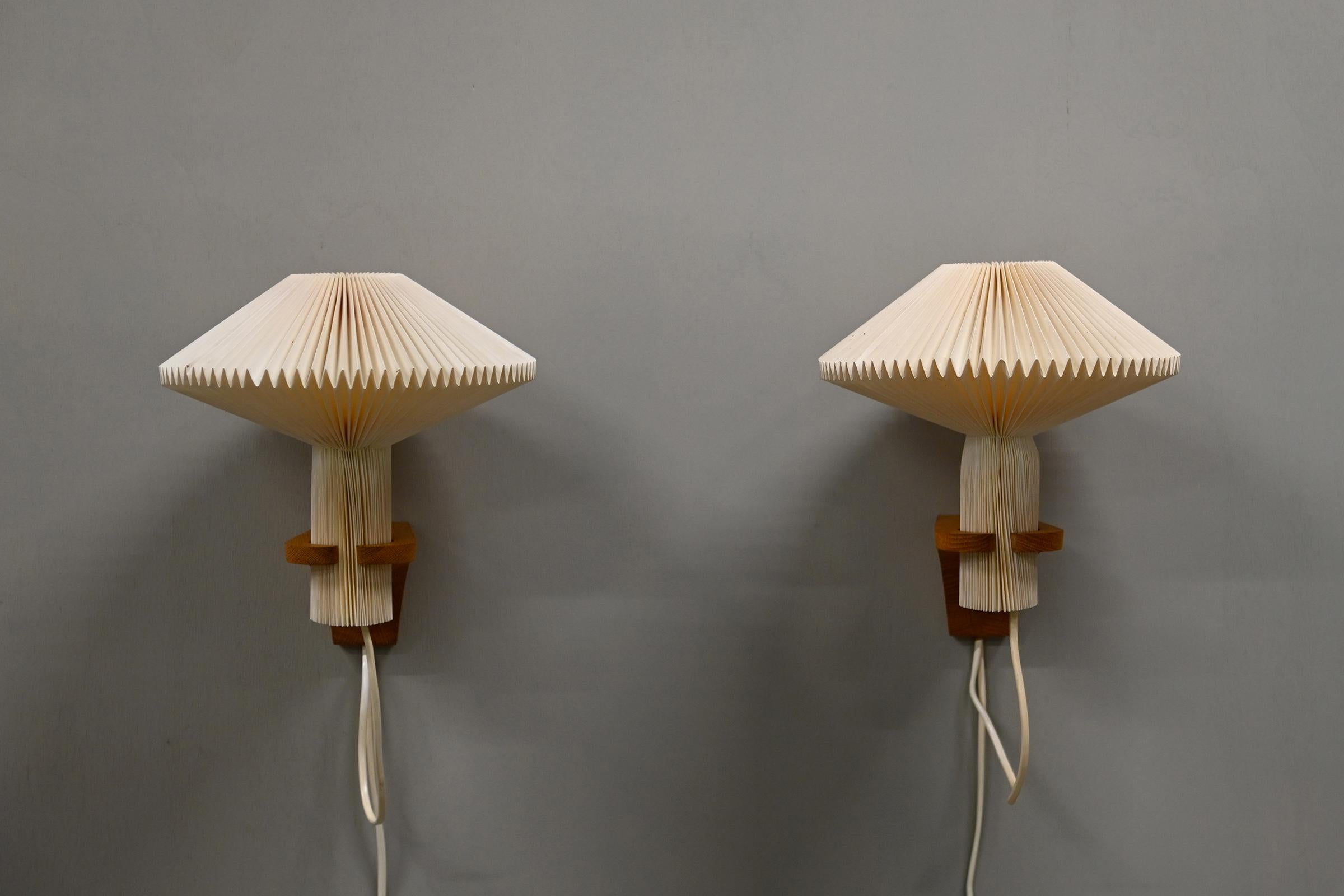 Danish Vilhelm Wohlert wall lamp Oak and Acrylic shade for Le Klint, Denmark 1950s