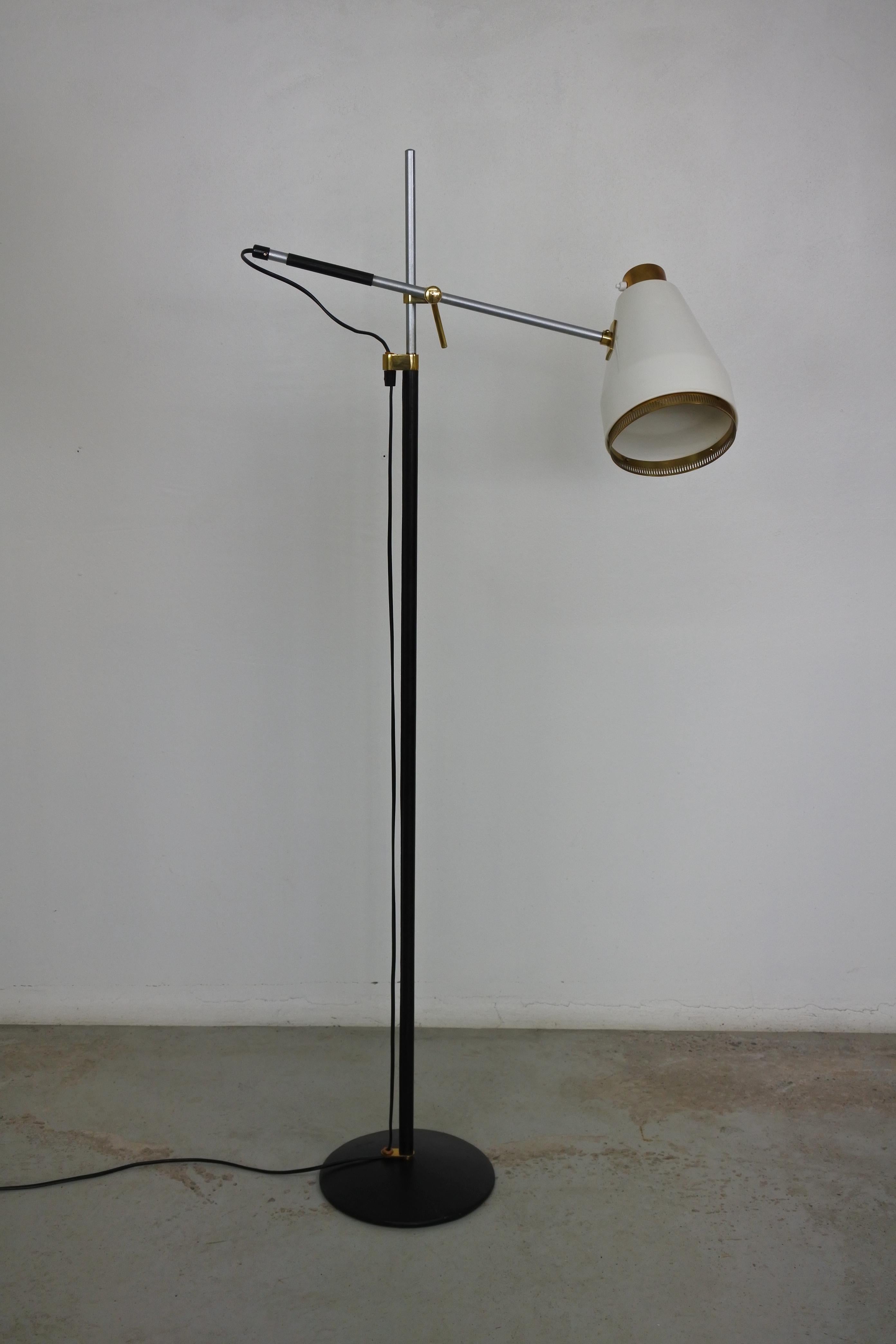 Finnish Viljo Hirvonen & Valaistustyö Adjustable Floor Lamp, Leather & Brass, 1960s For Sale