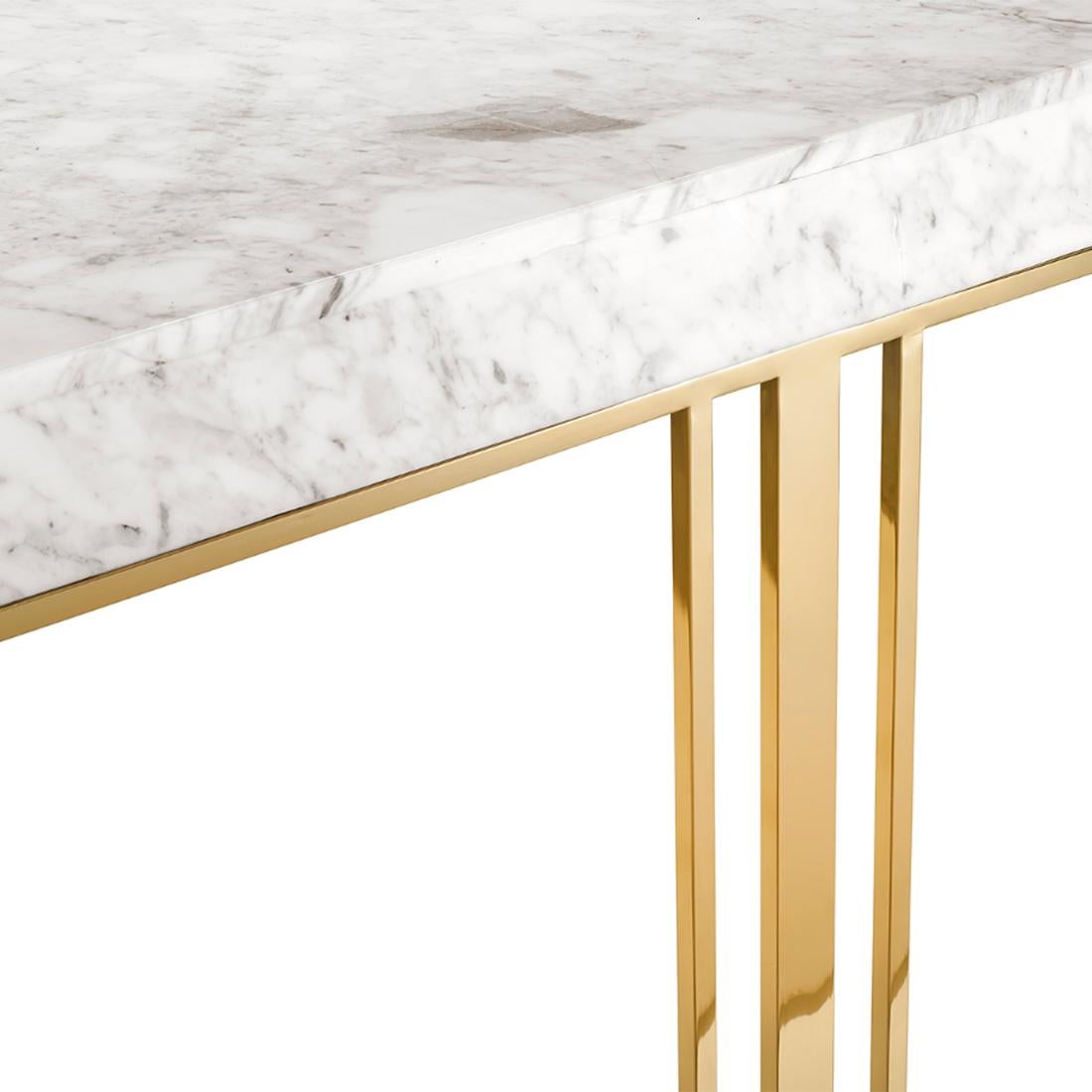 Console table villa with metal structure 
in gold finish and with white marble top.
Also available in copper or in chrome finish
with white marble top. Also available in chrome
finish with black marble top.
