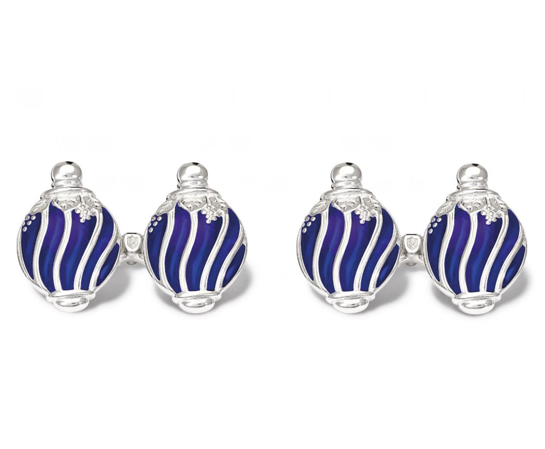 Villa Tasca cufflink double ended in silver and enamelled solid dark blue. Villa Tasca, Palermo was built in the 1500s and is surrounded by its incredible garden. The finials on the top of the house lent themselves perfectly to be transformed into