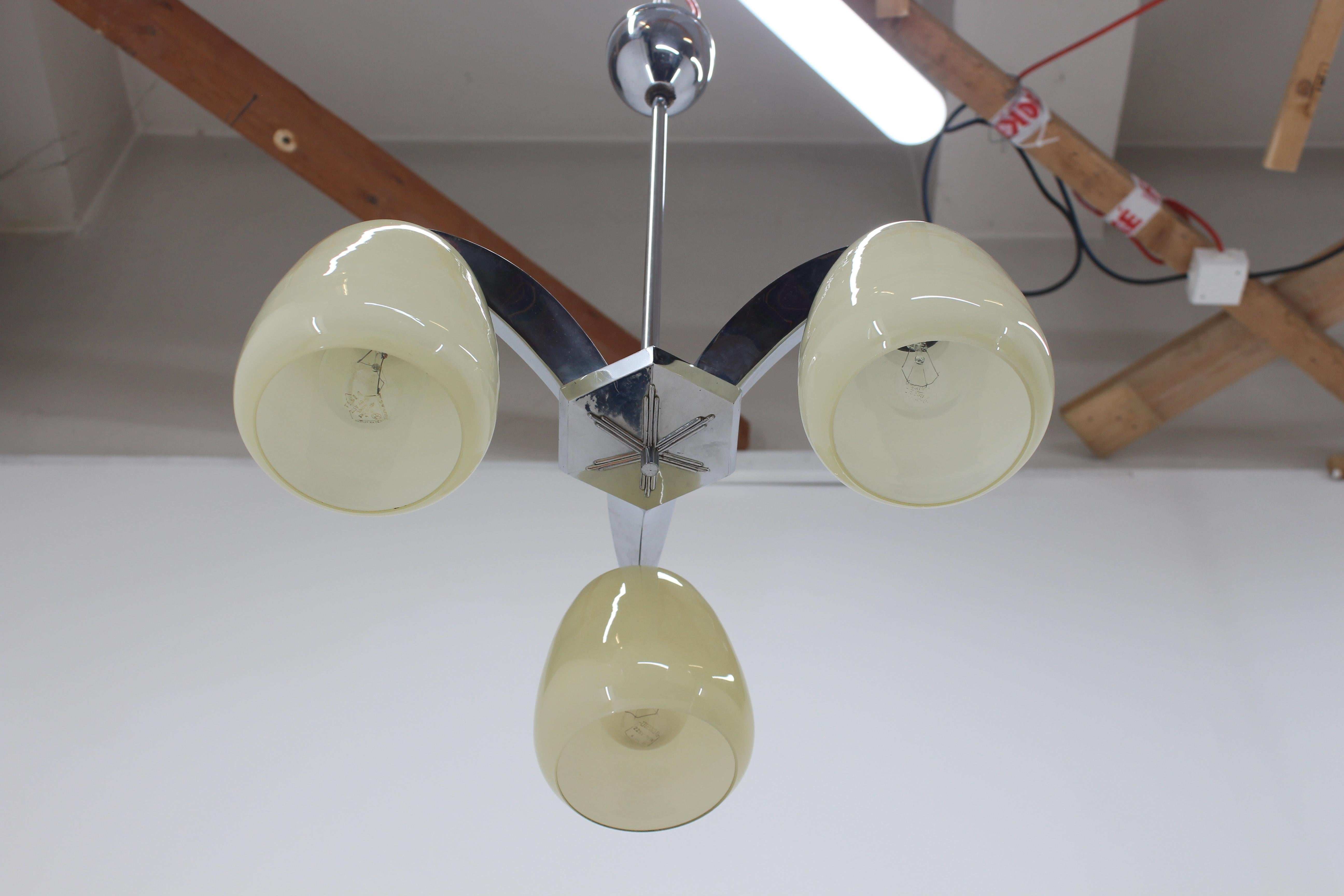 Metà XX secolo Lampadario d'argento vintage/Zukov, anni '50 in vendita