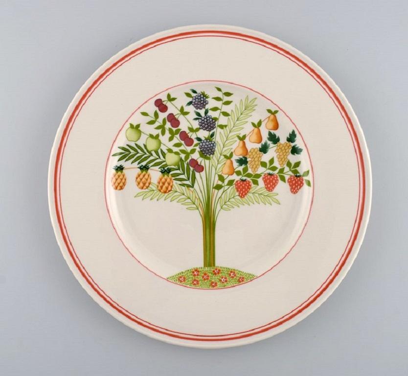 Villeroy & Boch. 10 Bon Appetit porcelain dinner plates decorated with fruit trees. 
Late 20th century.
Measure: Diameter: 27 cm.
In excellent condition.
Stamped.