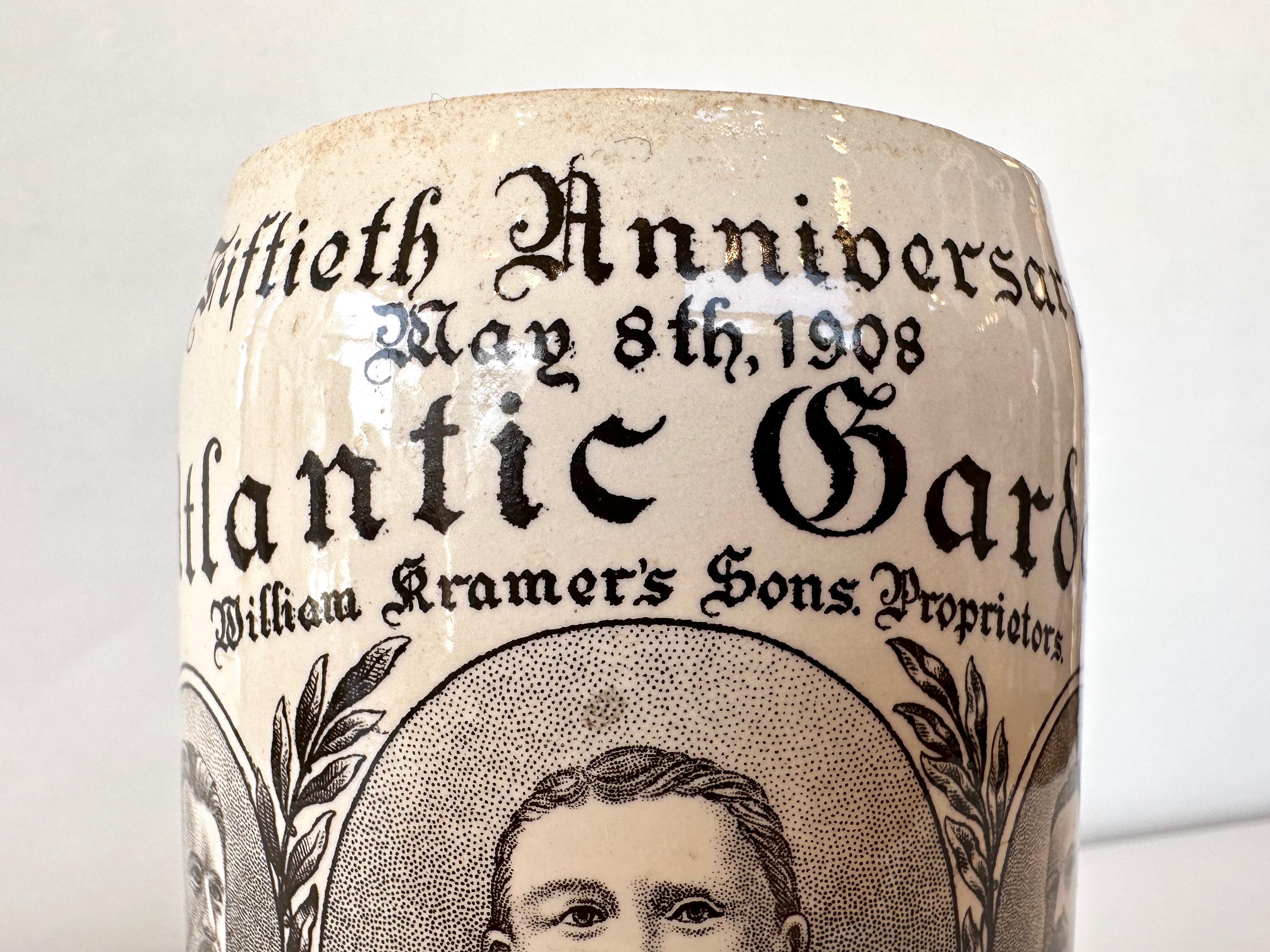 Villeroy & Boch - Beer Stein commémoratif du 50e anniversaire du jardin Atlantic, 1908 en vente 3