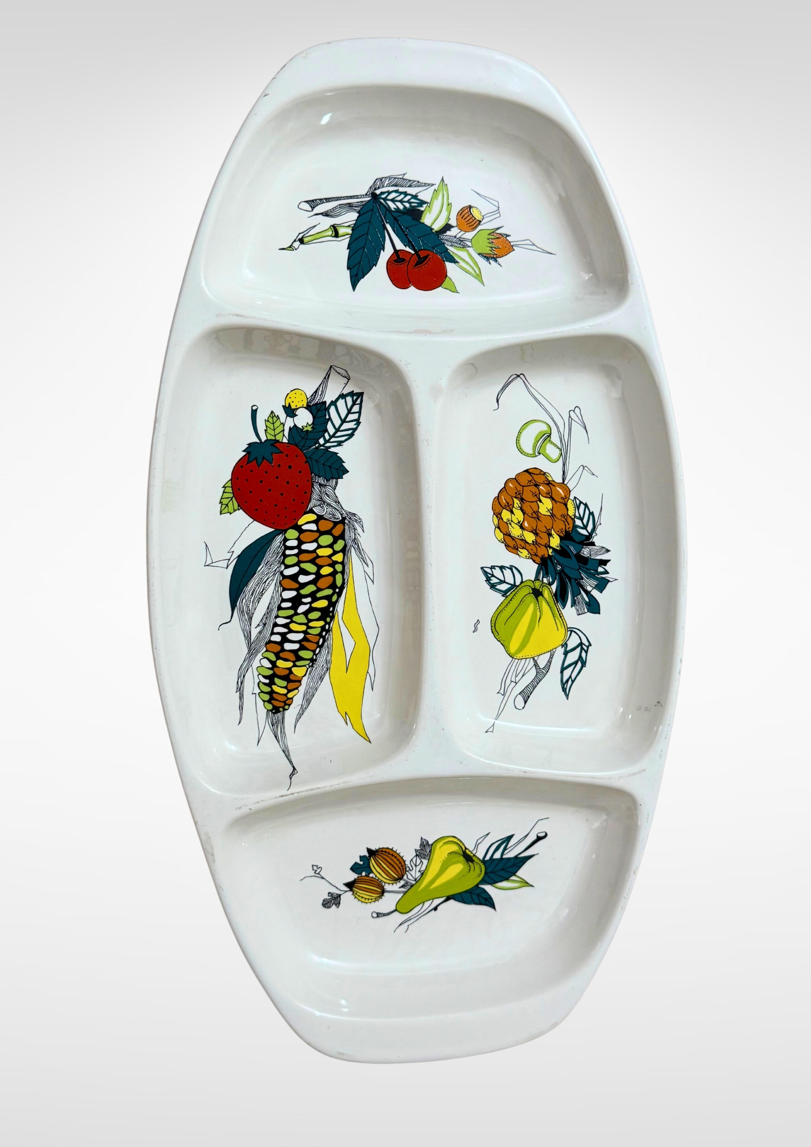Vintage Villeroy & Boch Porzellanservice Teller.
Großformatige Platte mit segmentierten Abschnitten, ideal als Tapas-Schale.
In ausgezeichnetem Vintage-Zustand.
Keine Chips, keine Flohbisse, keine Schäden.