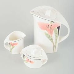 Villeroy & Boch. Coffee set “Iris” comprising coffee pot, sugar bowl and creamer