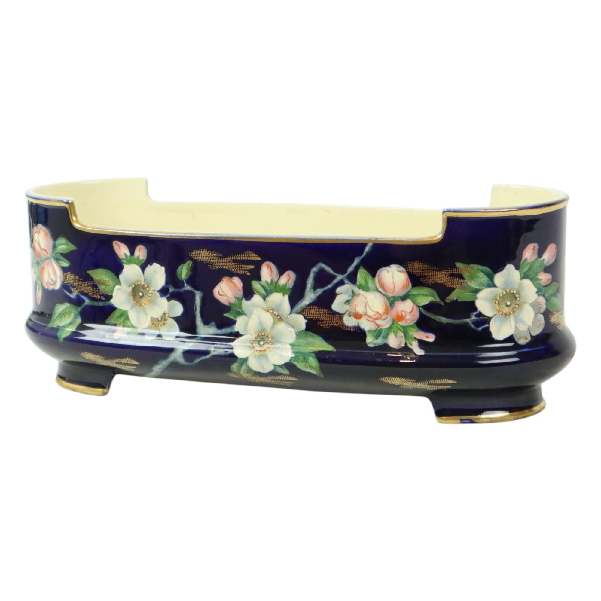 German Villeroy & Boch Florale Art Nouveau Flower Pot Taiping Circa 1900 For Sale