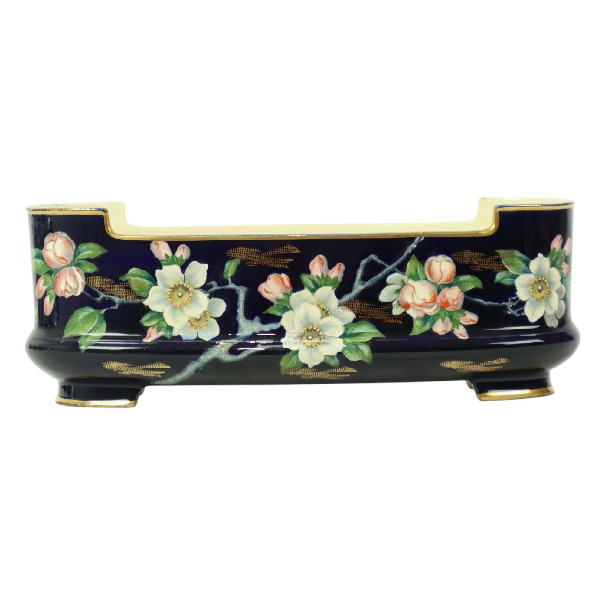 Early 20th Century Villeroy & Boch Florale Art Nouveau Flower Pot Taiping Circa 1900 For Sale