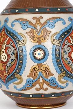 Jarrón de cerámica artística con diseño islámico esmaltado Villeroy & Boch Mettlach