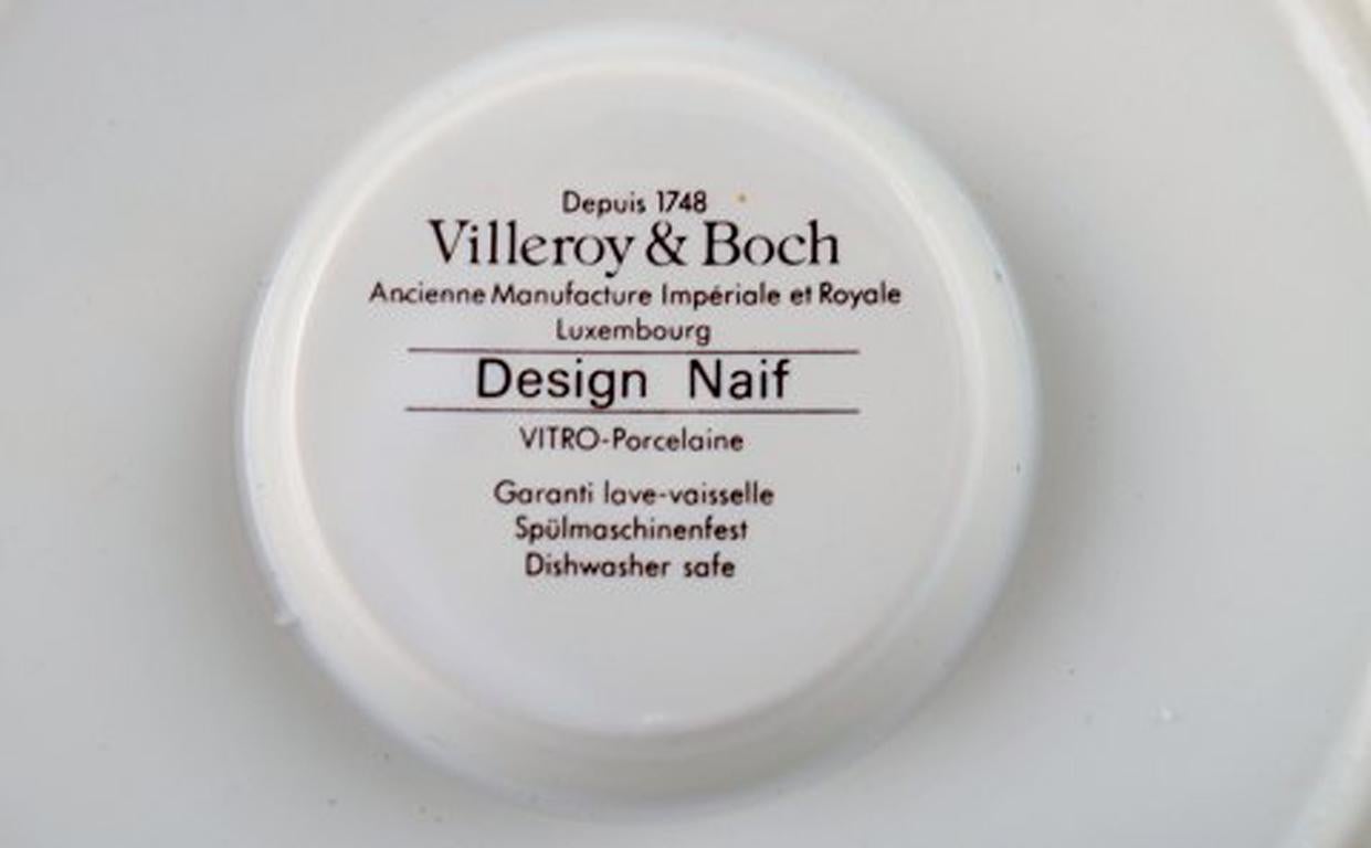 Luxembourgish Villeroy & Boch Naif Tea Cozy for Tea Lights in Porcelain For Sale