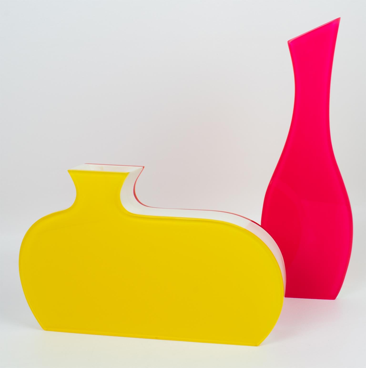 Villeroy & Boch Neon Color-block Lucite Vase, set of 2, 1990s In Good Condition For Sale In Atlanta, GA