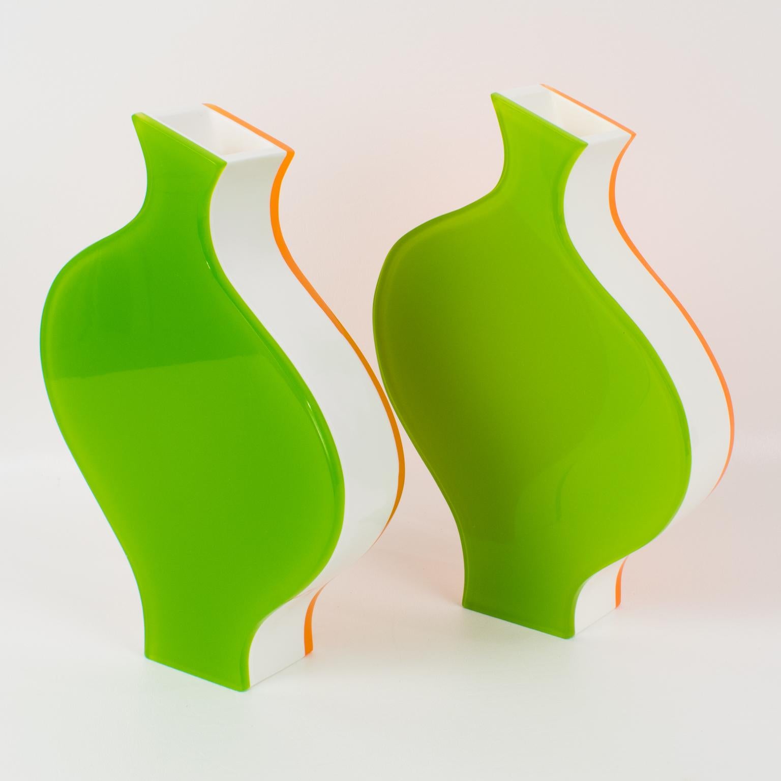 Vases en lucite orange et vert de Villeroy & Boch, une paire, vers 1990 en vente 1