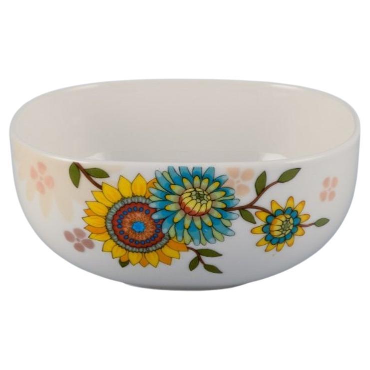 Villeroy & Boch, porcelain bowl with sunflowers in retro design.  For Sale