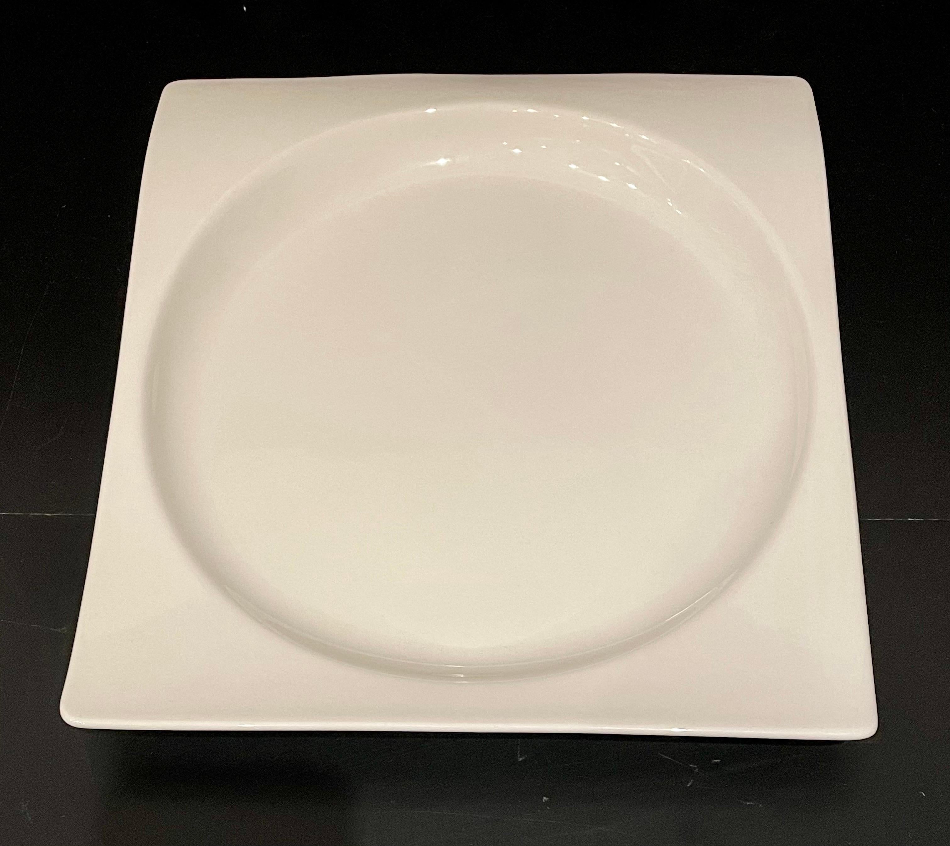 Villeroy & Boch Postmodern White Porcelain New Wave Platter In Excellent Condition In San Diego, CA