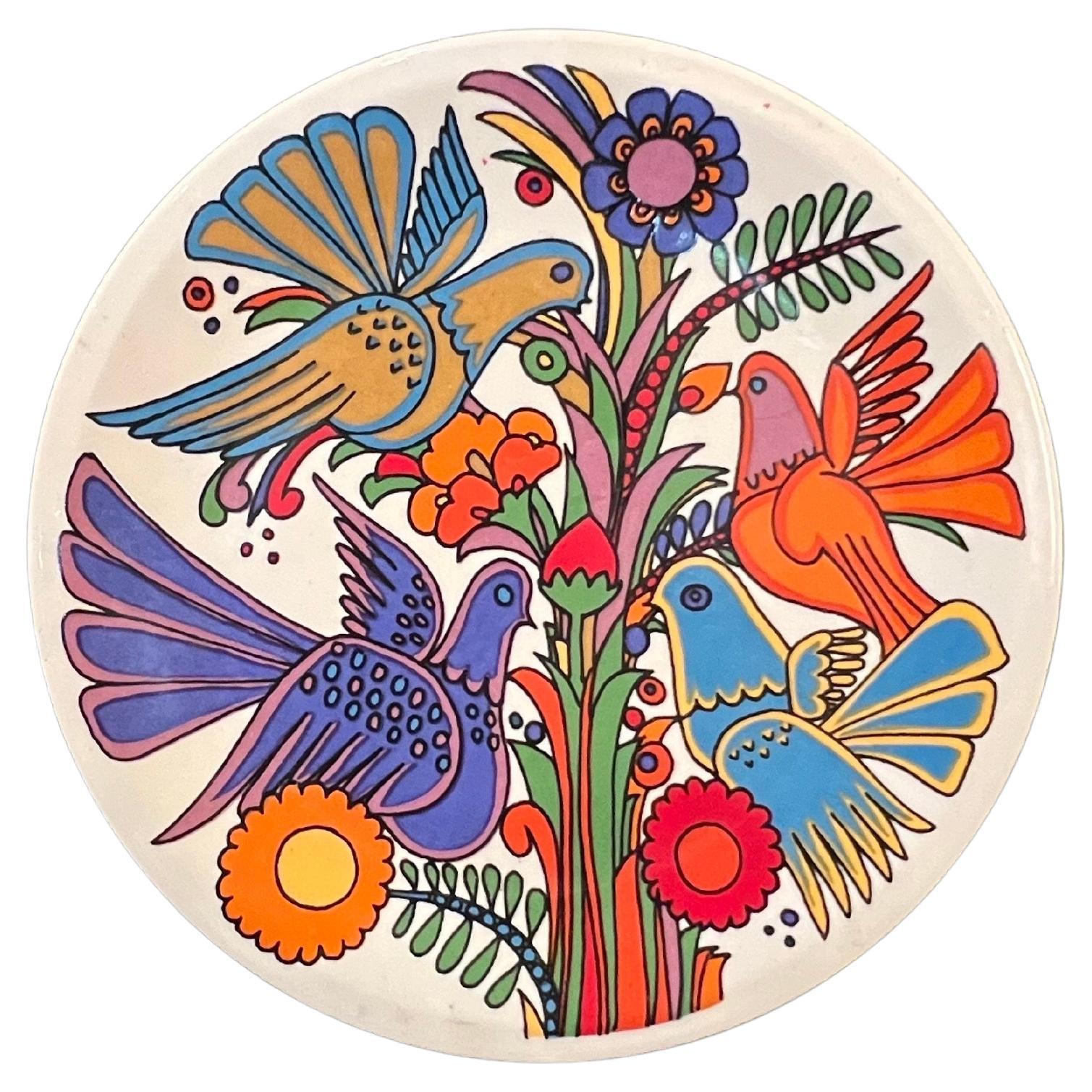 Hermosos colores y gran diseño en este conjunto de 7 platos raros de  Villeroy & Boch un diseño mexicano muy singular Acapulco excelente estado.