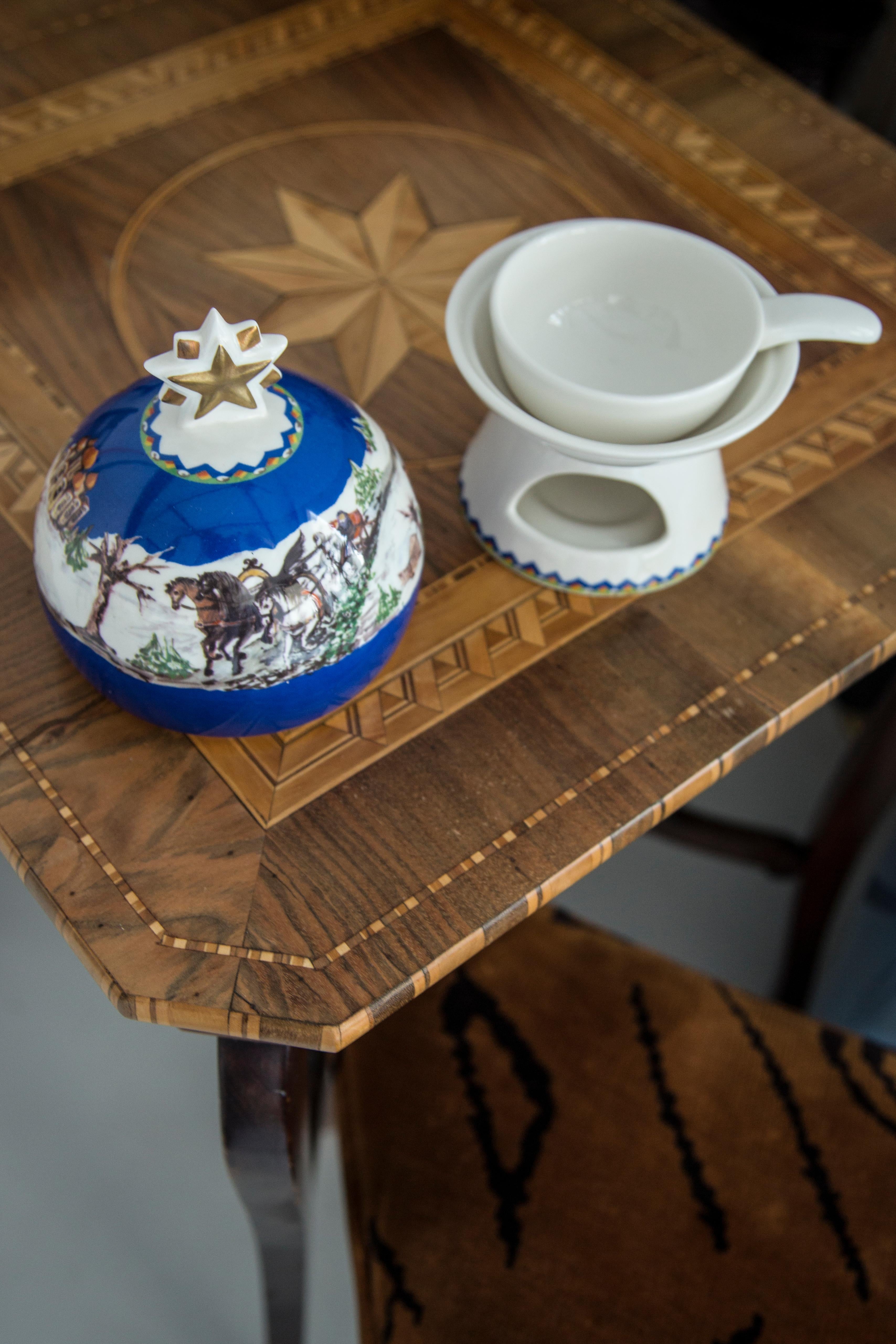 Tedesco Tostapane per mele Villeroy & Boch Santa's Apple Baker in porcellana Winter Horses in vendita