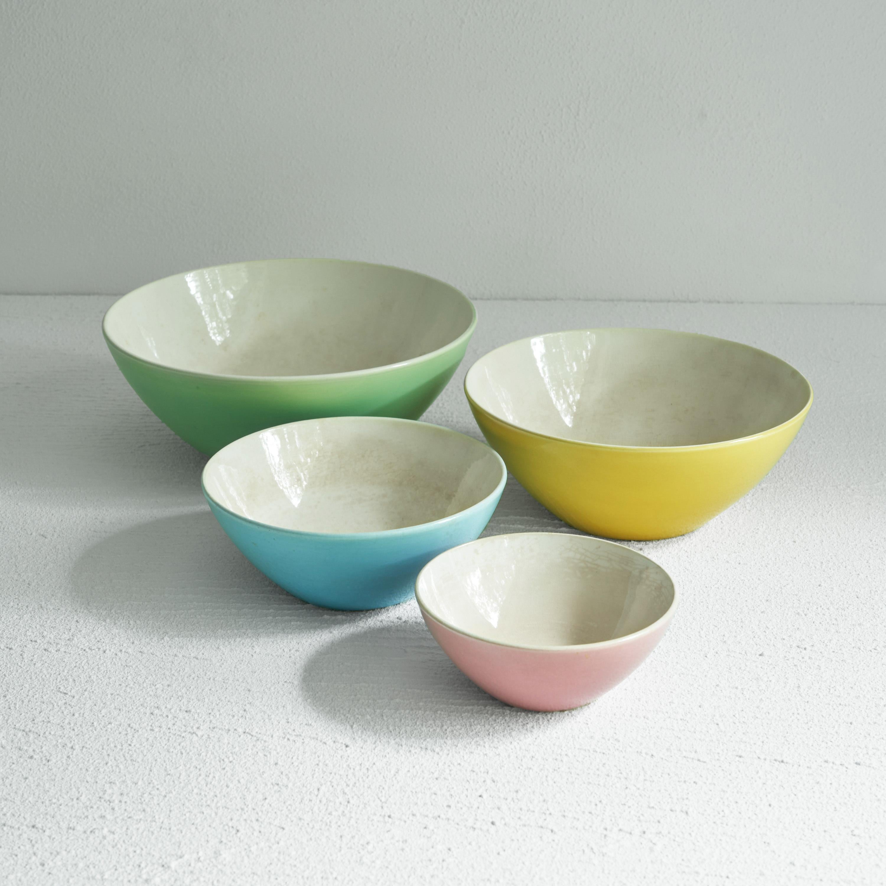 Mid-Century Modern Villeroy & Boch Set of Colorful Mid Century Ceramic Bowls