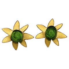 VILOIN LABBE Vintage Flower Clip-On Earrings with Green Glass Cabochon
