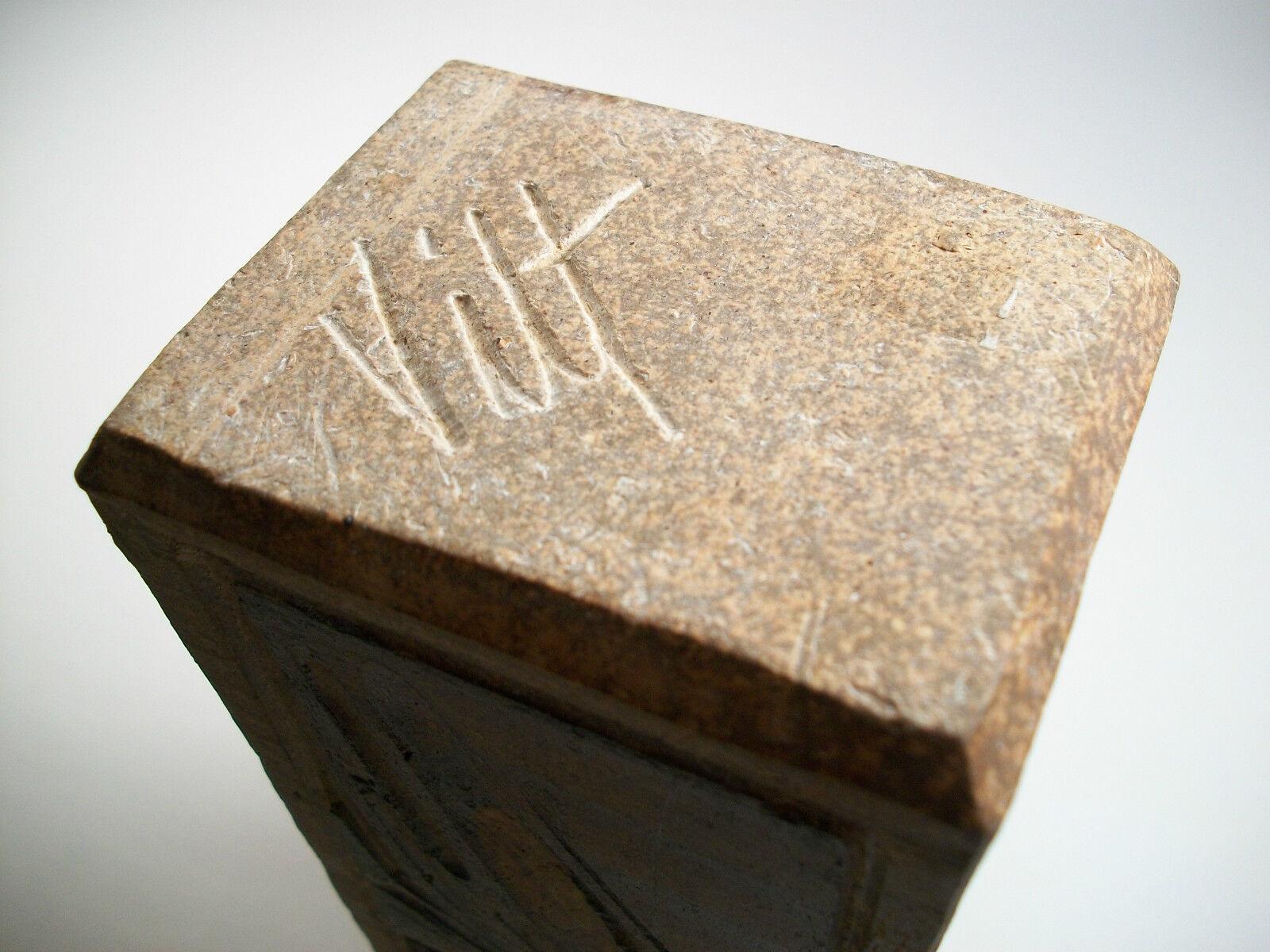 VILT - Vaso in Studio Pottery con lati tagliati e smaltati - Firmato - 20th Century Studios in vendita 4