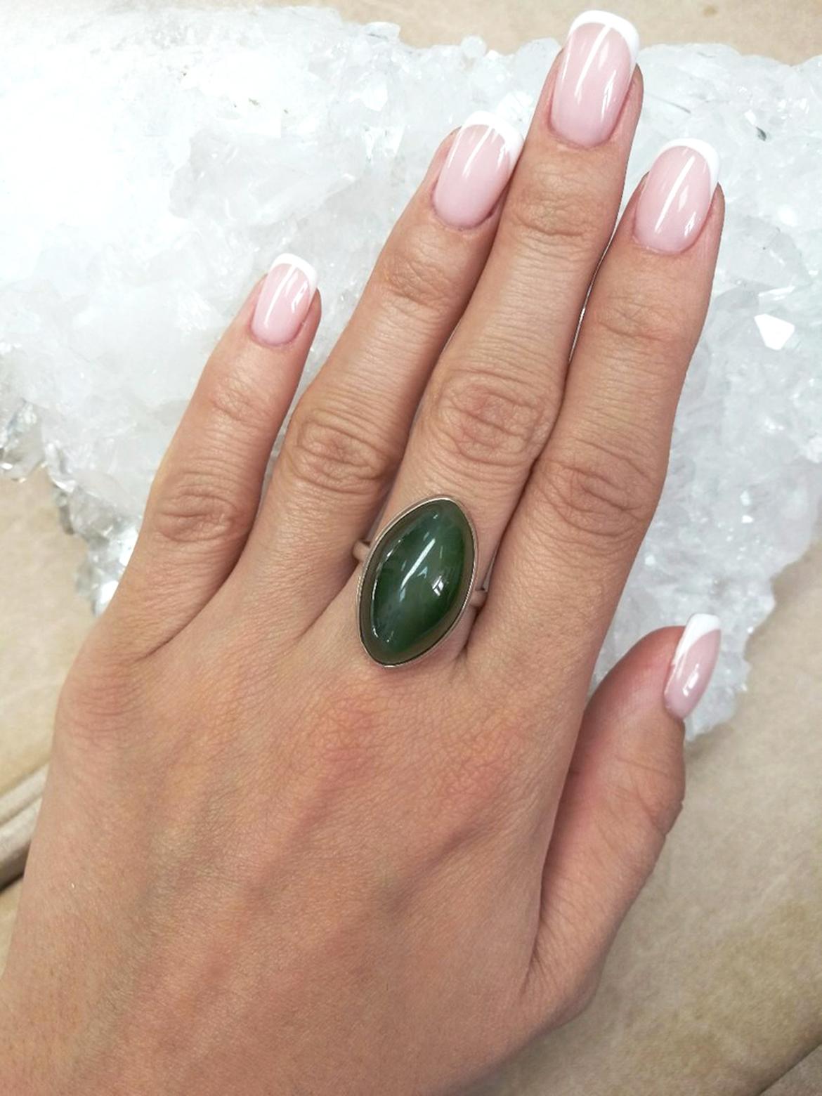 chatoyant jade