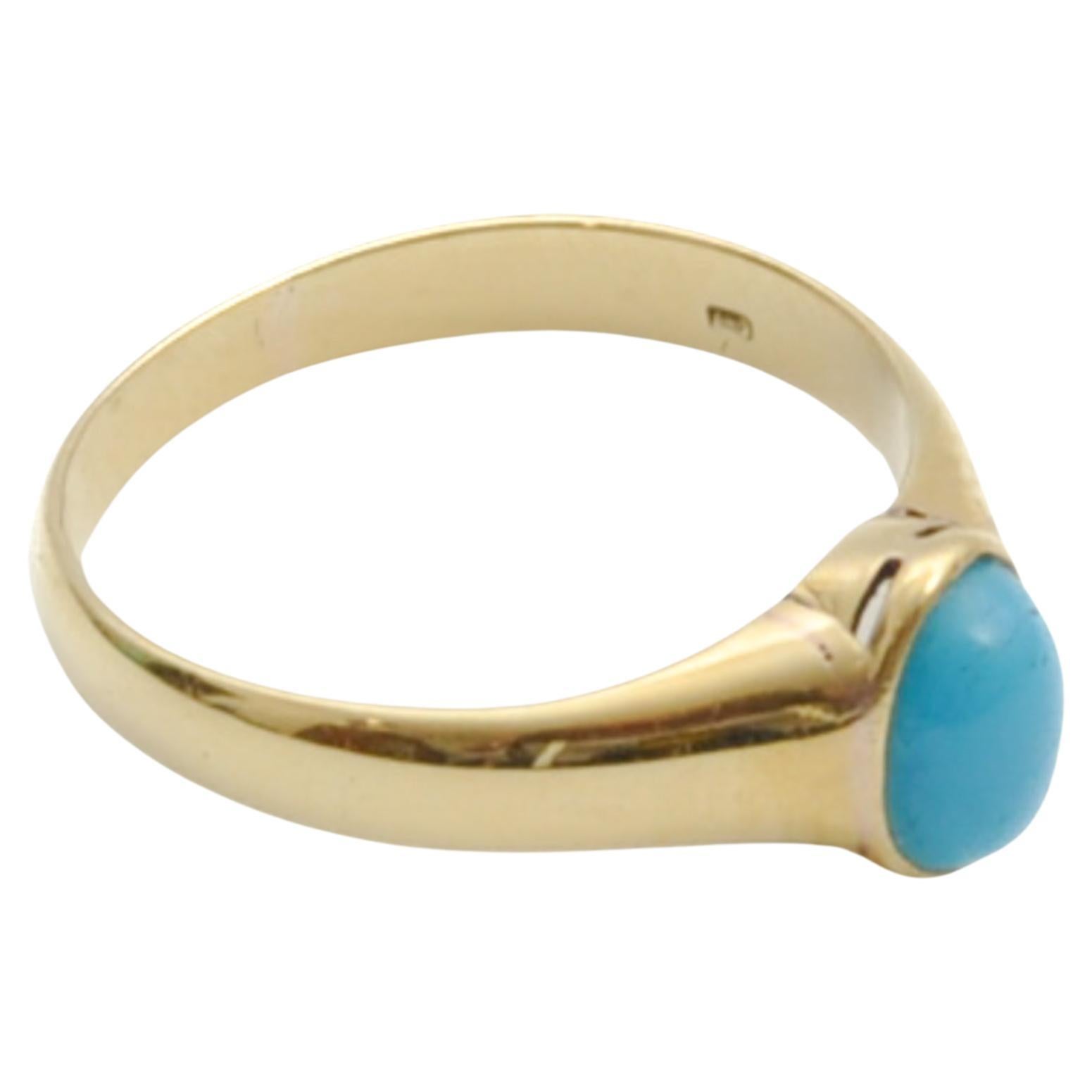 Vintage Turquoise and 14 Karat Gold Ring For Sale