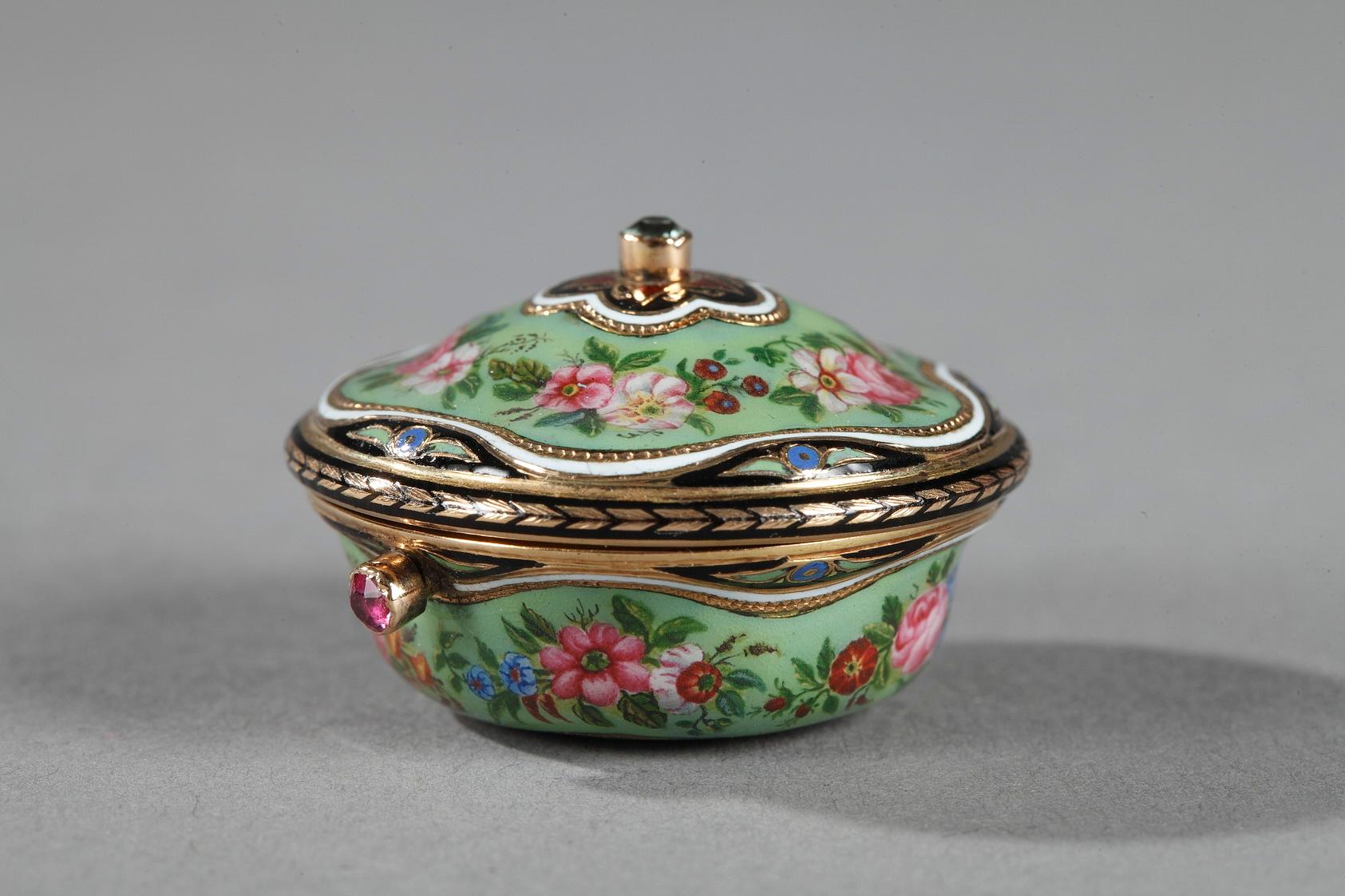 Gold-, Emaille- und Edelsteine-Nadelstreuer im Zustand „Gut“ im Angebot in Paris, FR
