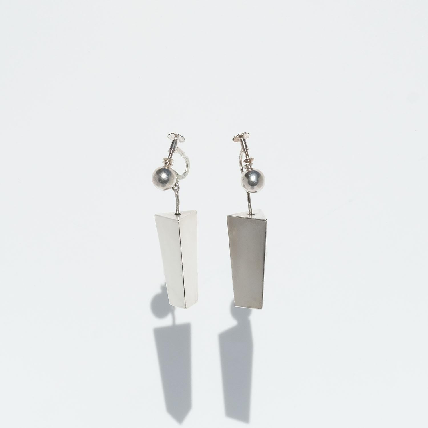 Vinatage silver dangling earrings by Sigurd Persson Made Year 1953 For Sale 2