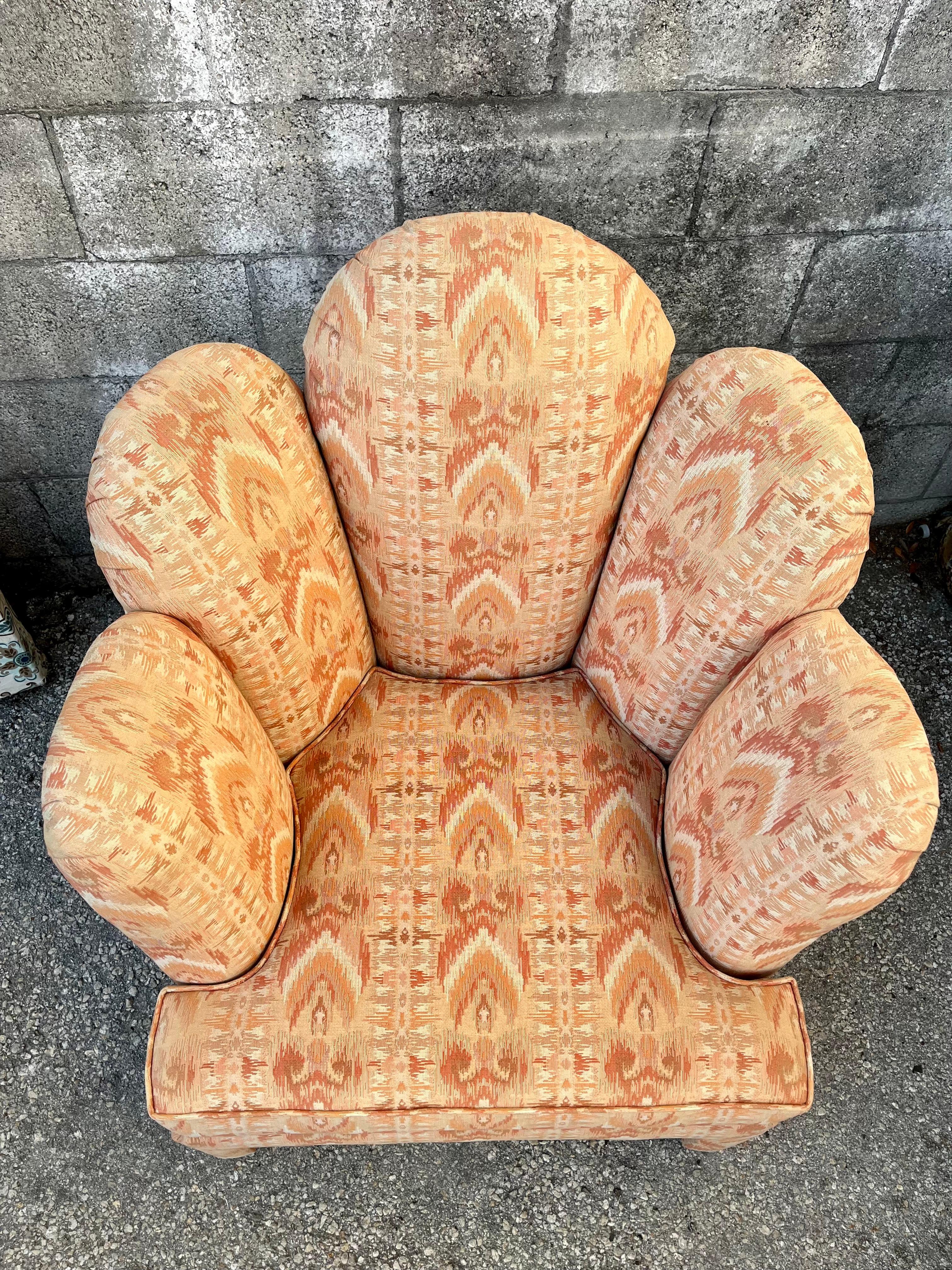 Sedia da salotto / poltrona da salotto completamente imbottita Vinatge 1980 Art Deco Revival. in vendita 11