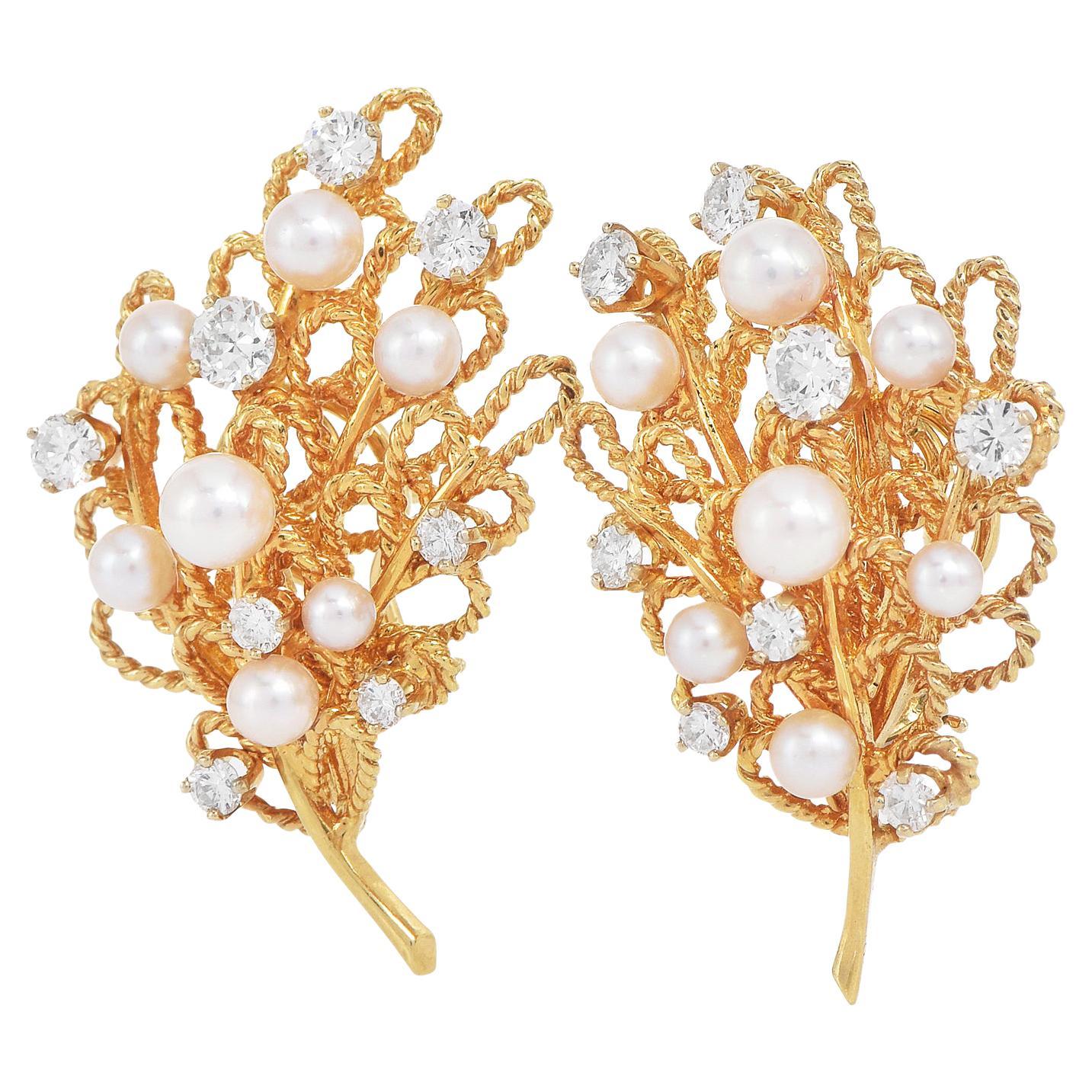 Vinatge Akoya Pearl Diamond 22K Gold Rope Flower Bouquet Earrings For Sale